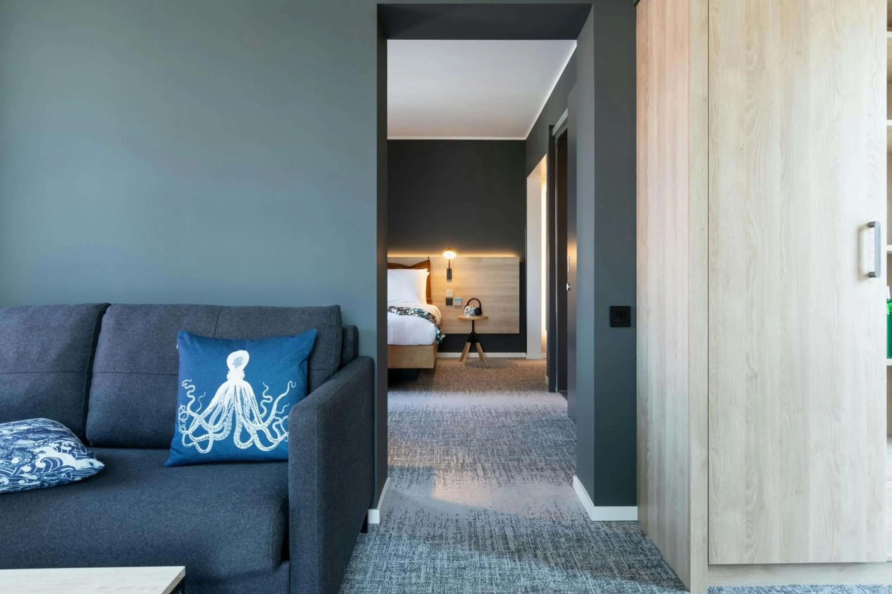 Photo of the whole room in Moxy Plymouth