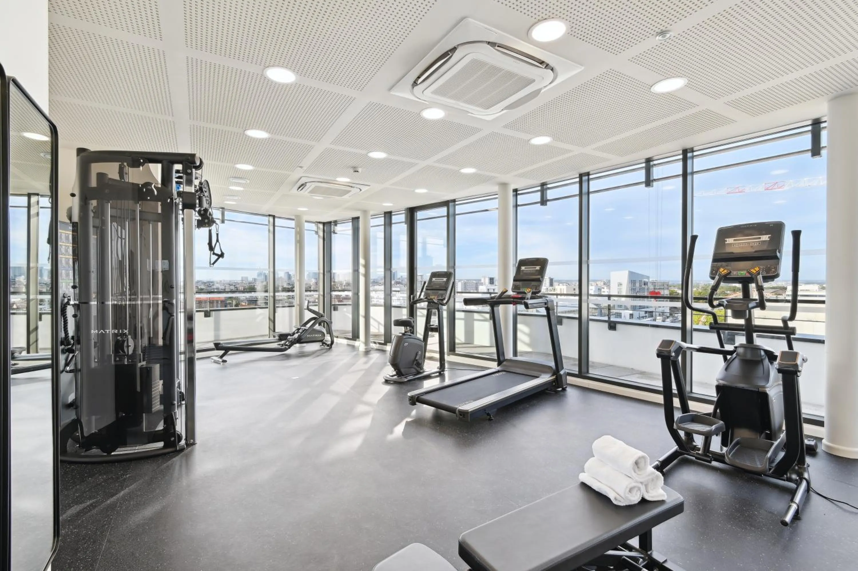 Fitness centre/facilities in All Suites Paris Ouest Colombes