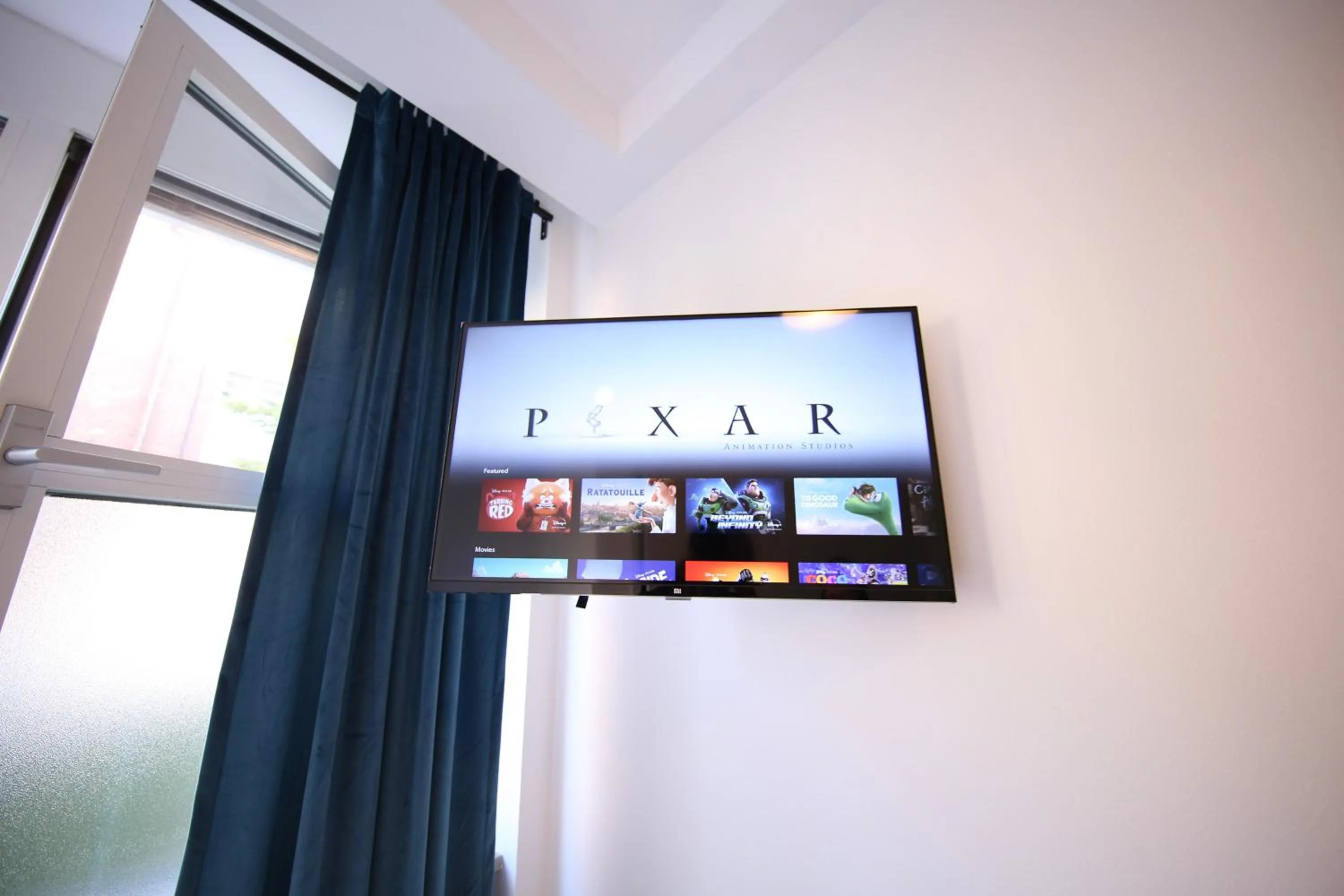 TV and multimedia in LUXOMES: Aparthotel Nürnberg Zentrum Süd