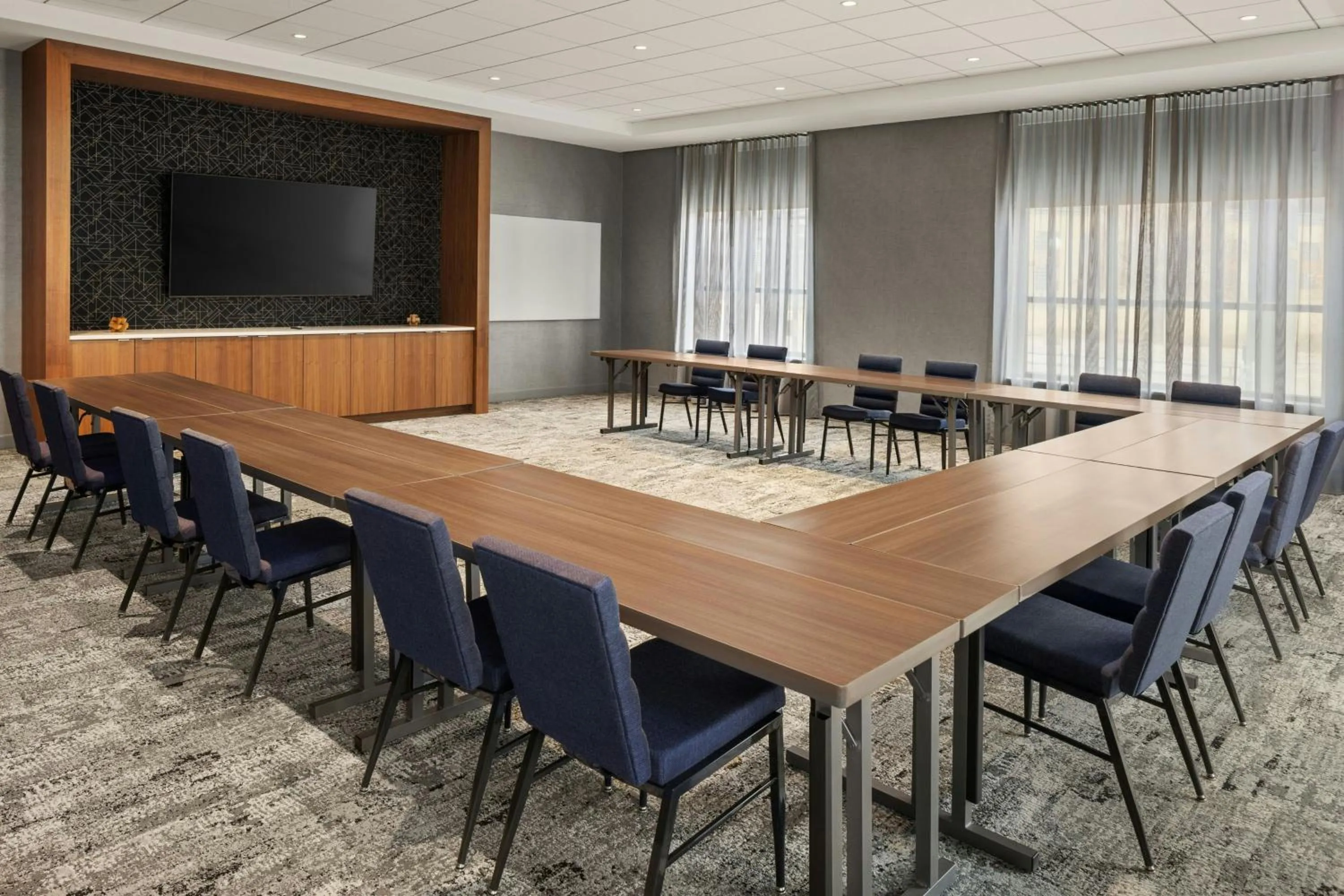 Meeting/conference room in Courtyard by Marriott St Paul Downtown