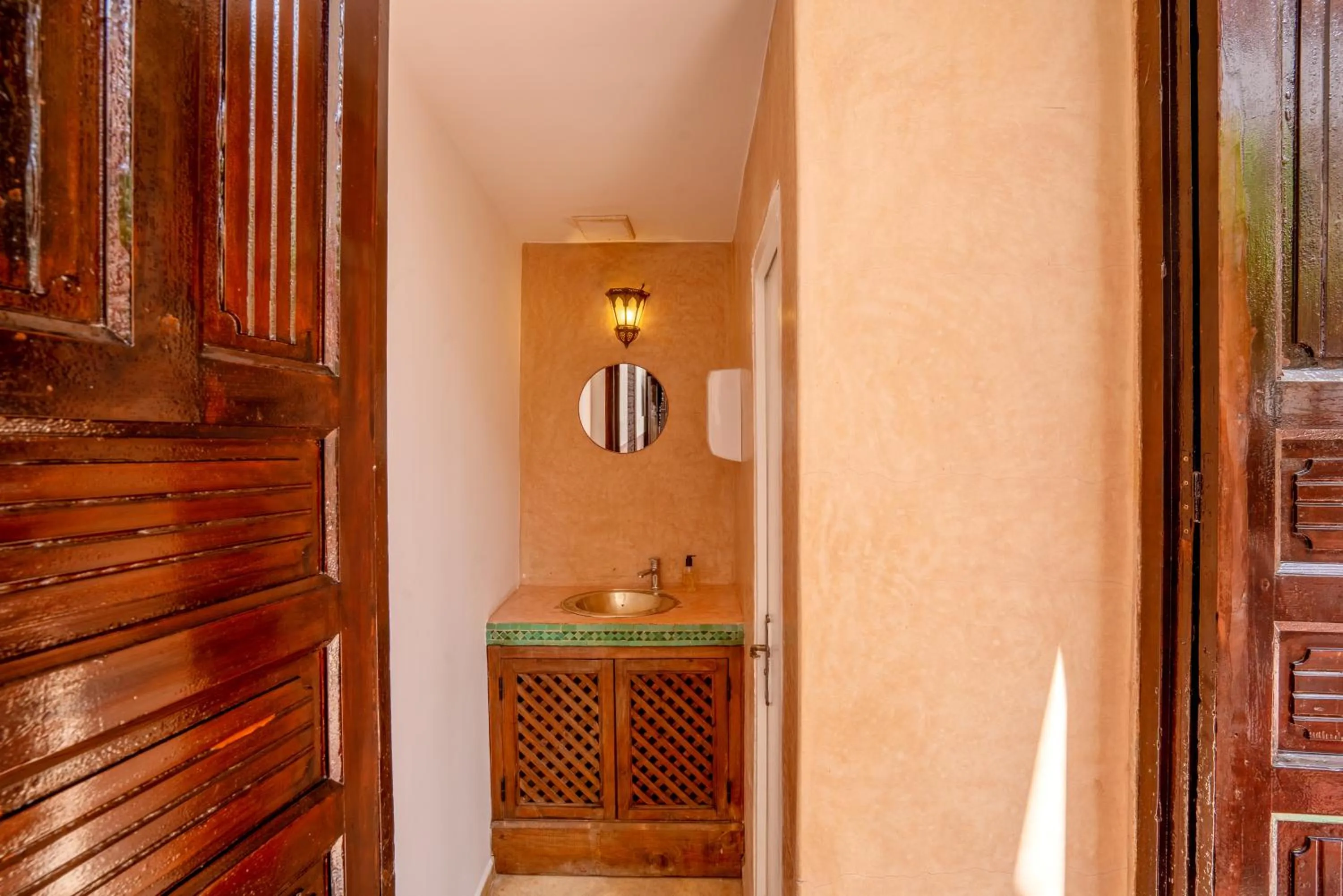 Bathroom in riad dar nejma & Spa