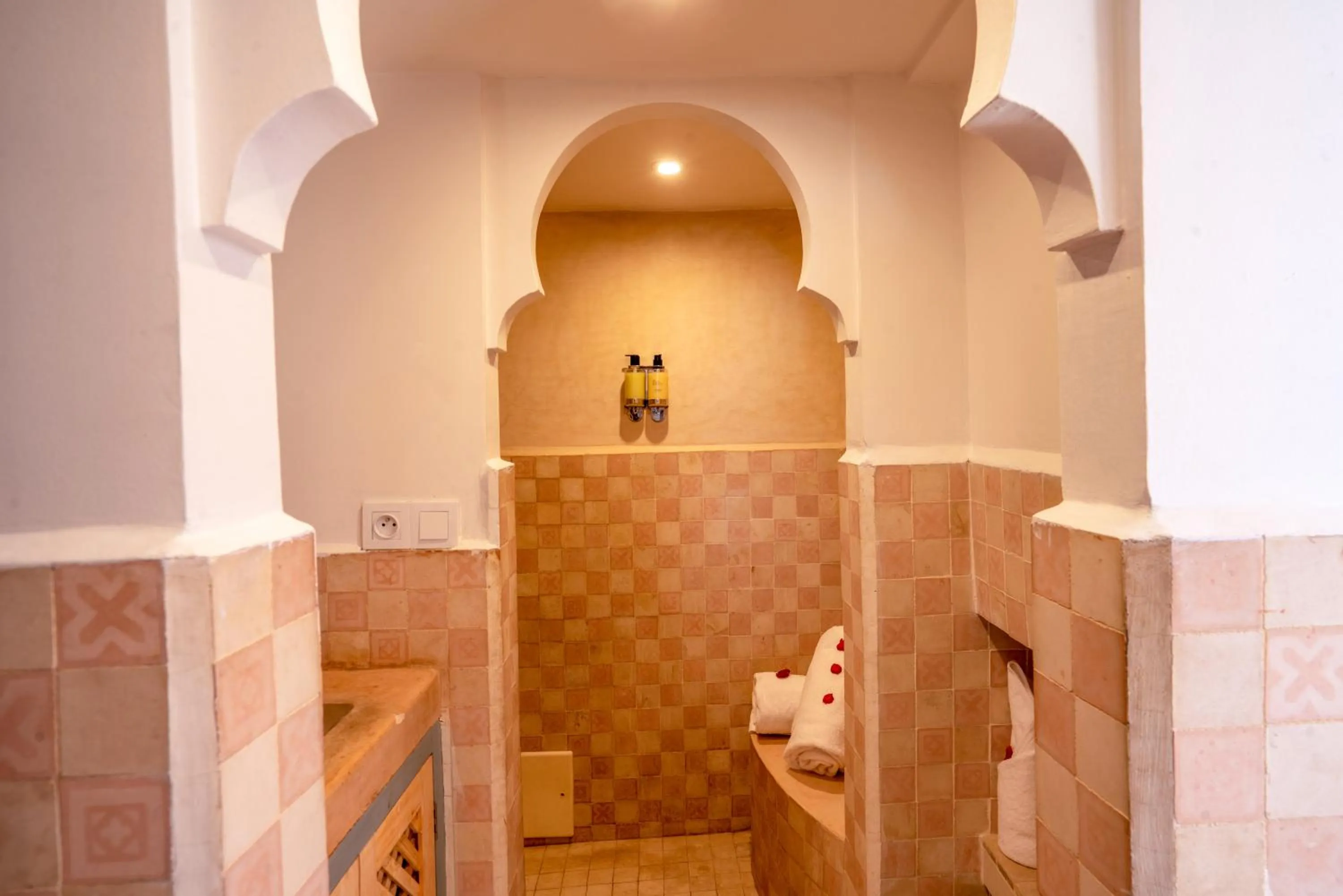 Shower in riad dar nejma & Spa