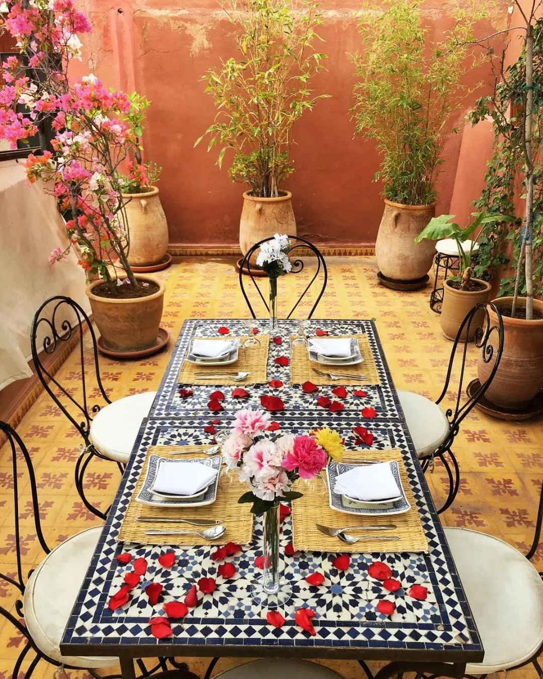 Lunch in Riad Al Mamoune