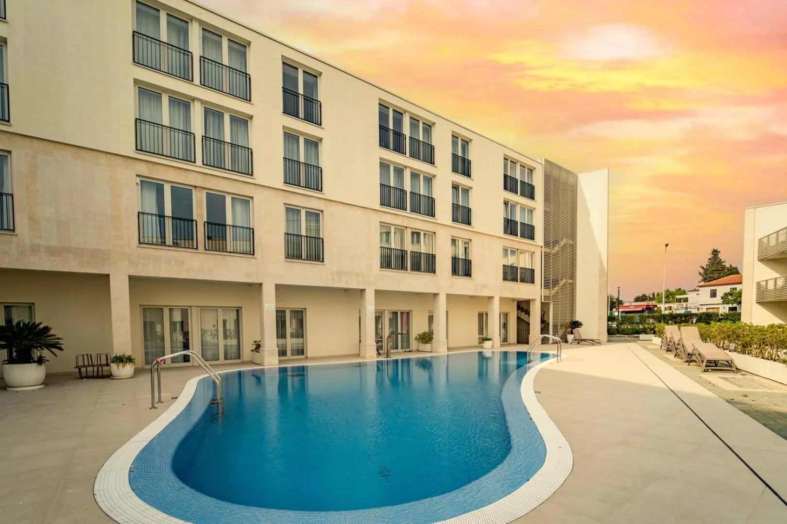 Garden Palace Resort Luxury Apartment