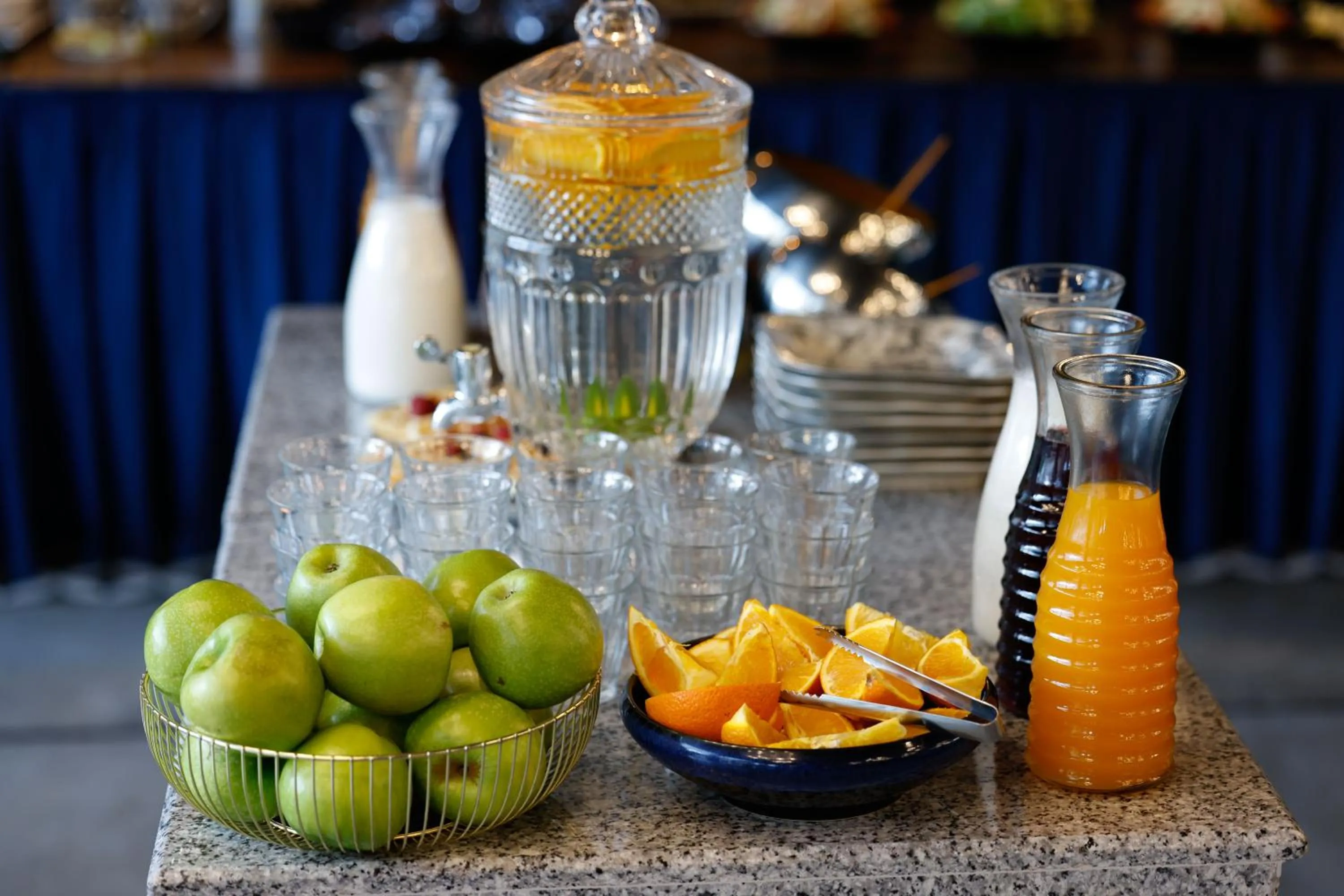 Breakfast in Hotel Memoir Kazbegi by DNT Group