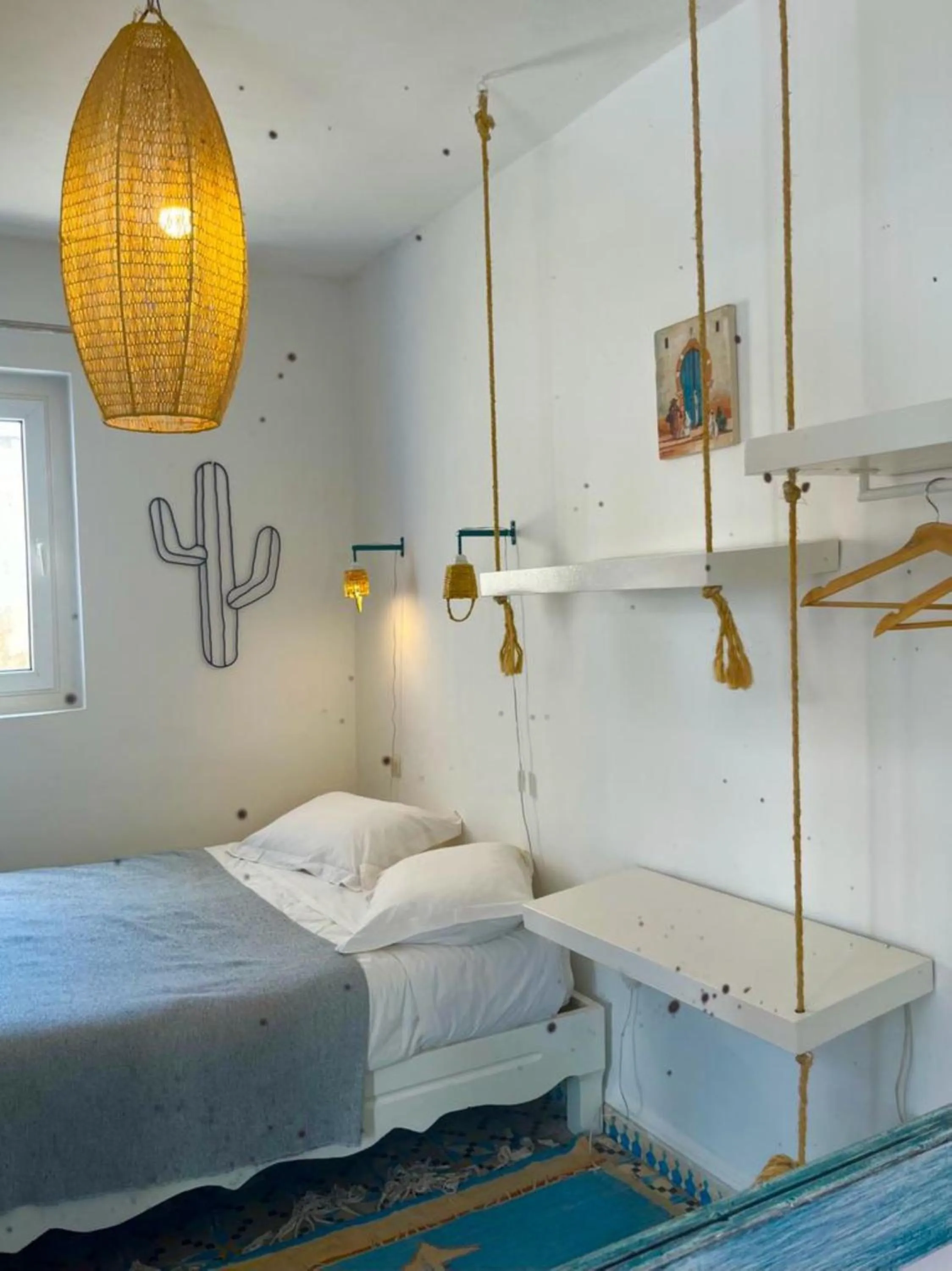 Photo of the whole room, Bed in Hôtel Emeraude Essaouira