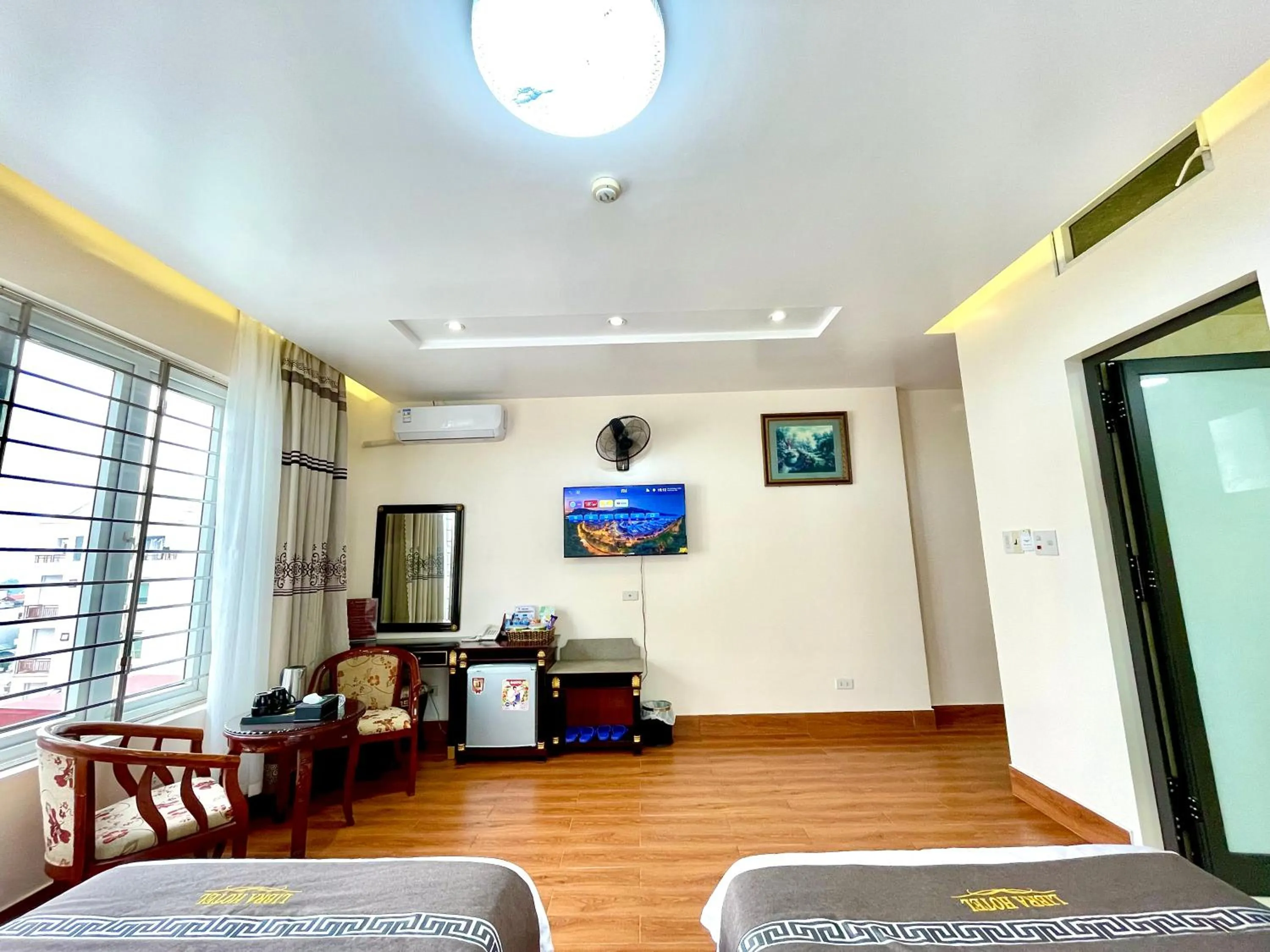 TV and multimedia in LIBRA HOTEL