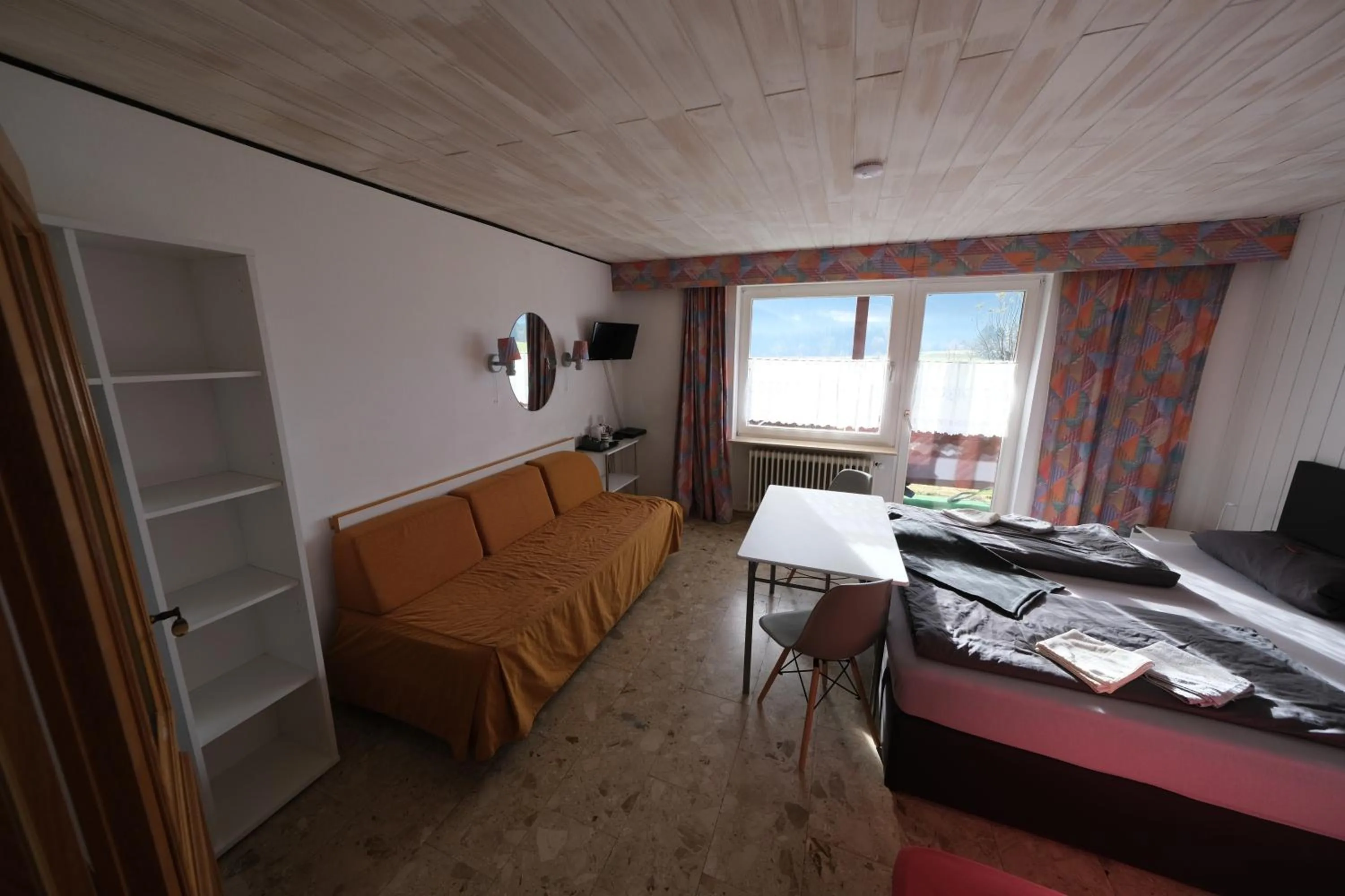 Photo of the whole room, Bed in B und B Titisee Hotel Sonnenmatte nahe Badeparadies