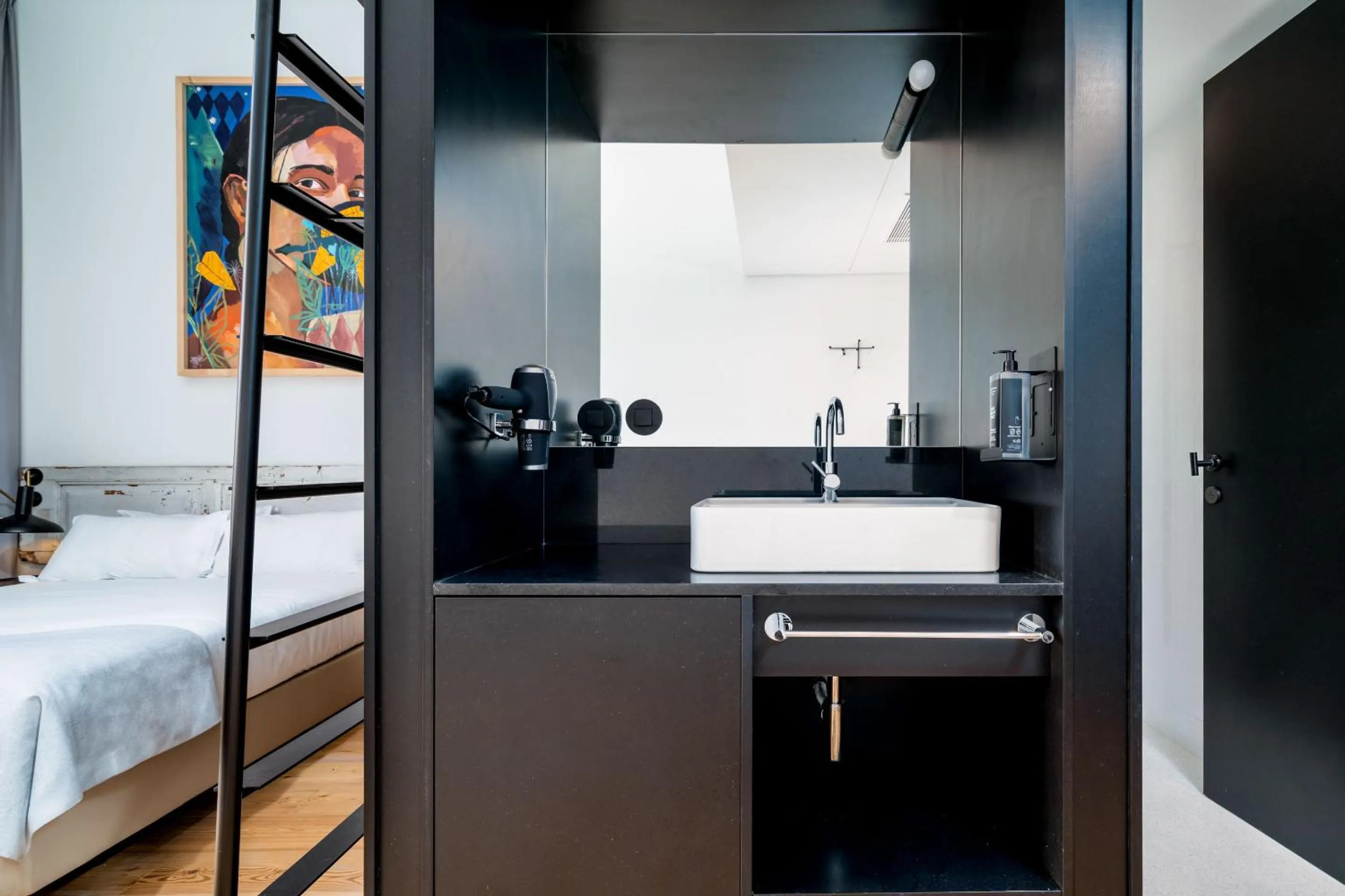 Bed in Limehome Porto Rua Das Oliveiras