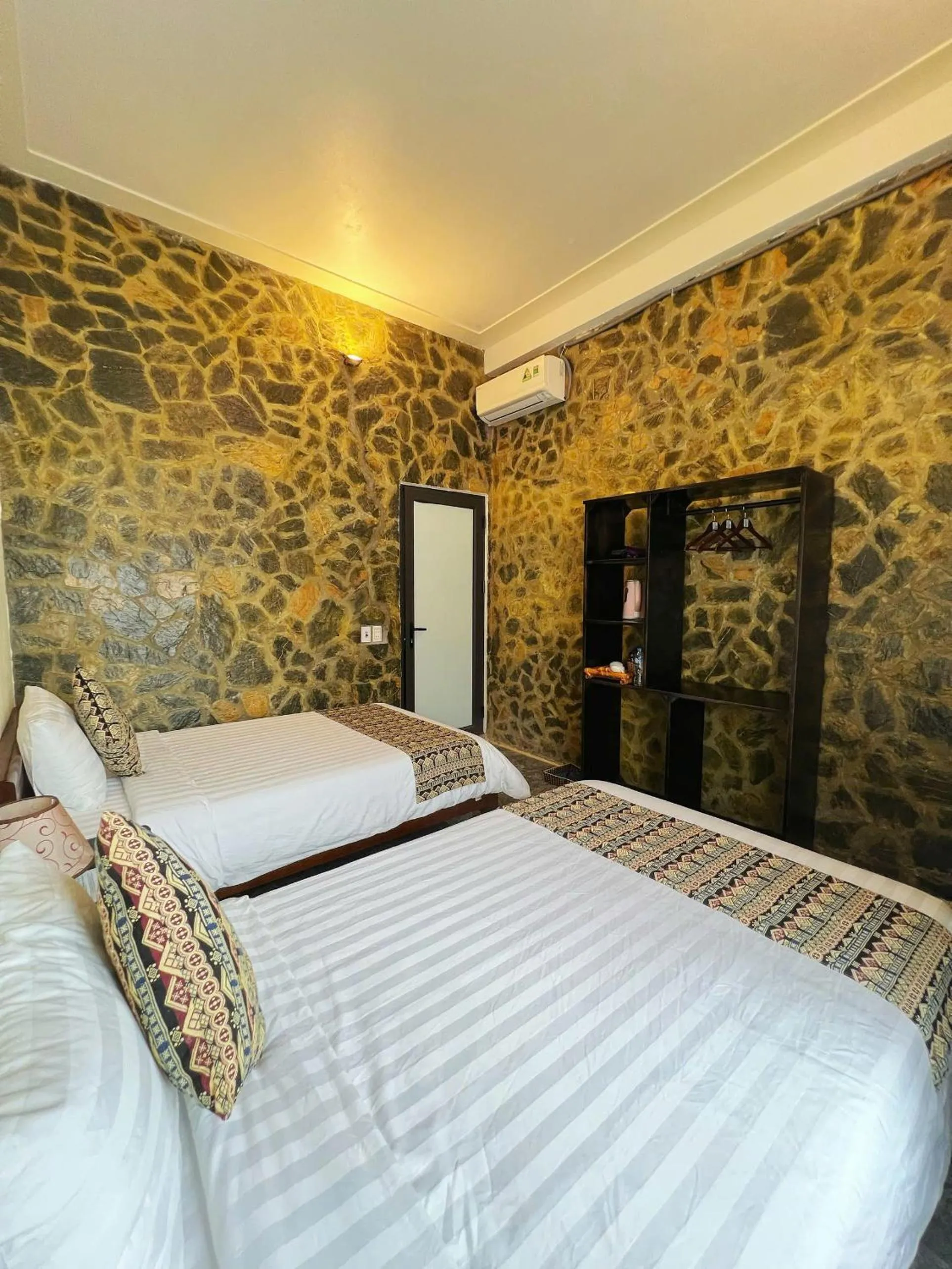 Bed in Mai Châu Happy House