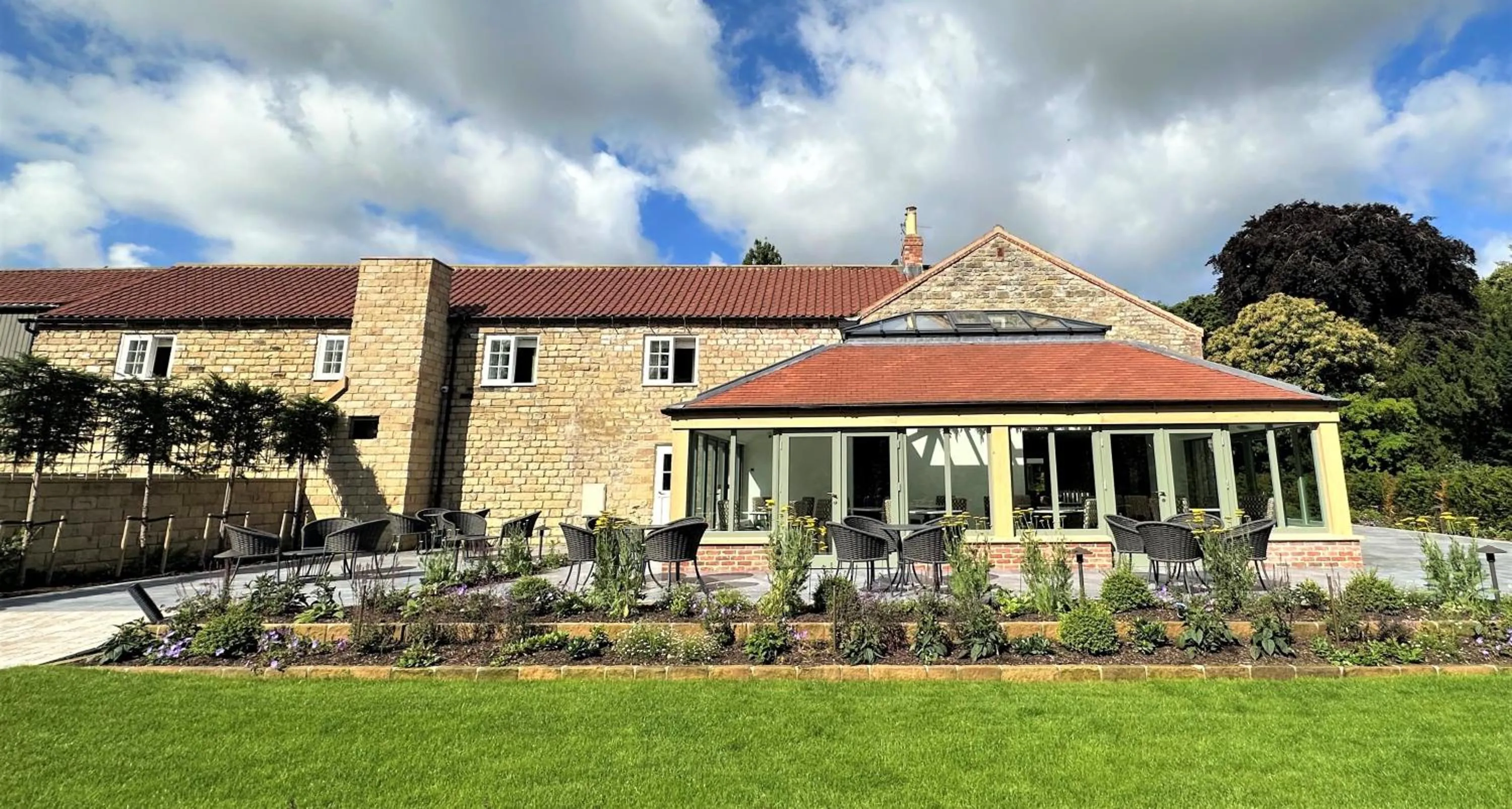 Dewars Restaurant and Rooms