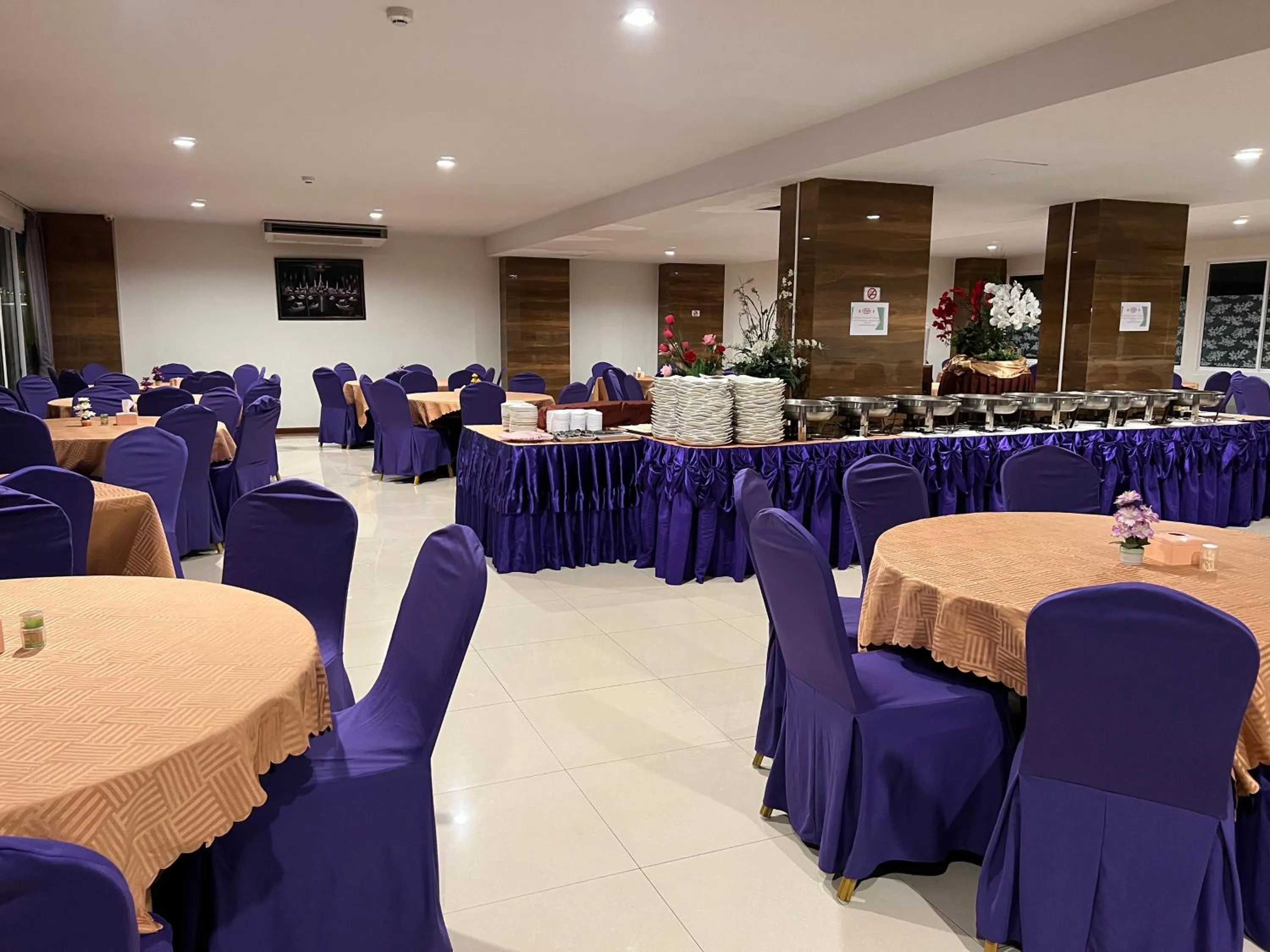 Restaurant/places to eat in CK Resort Pattaya