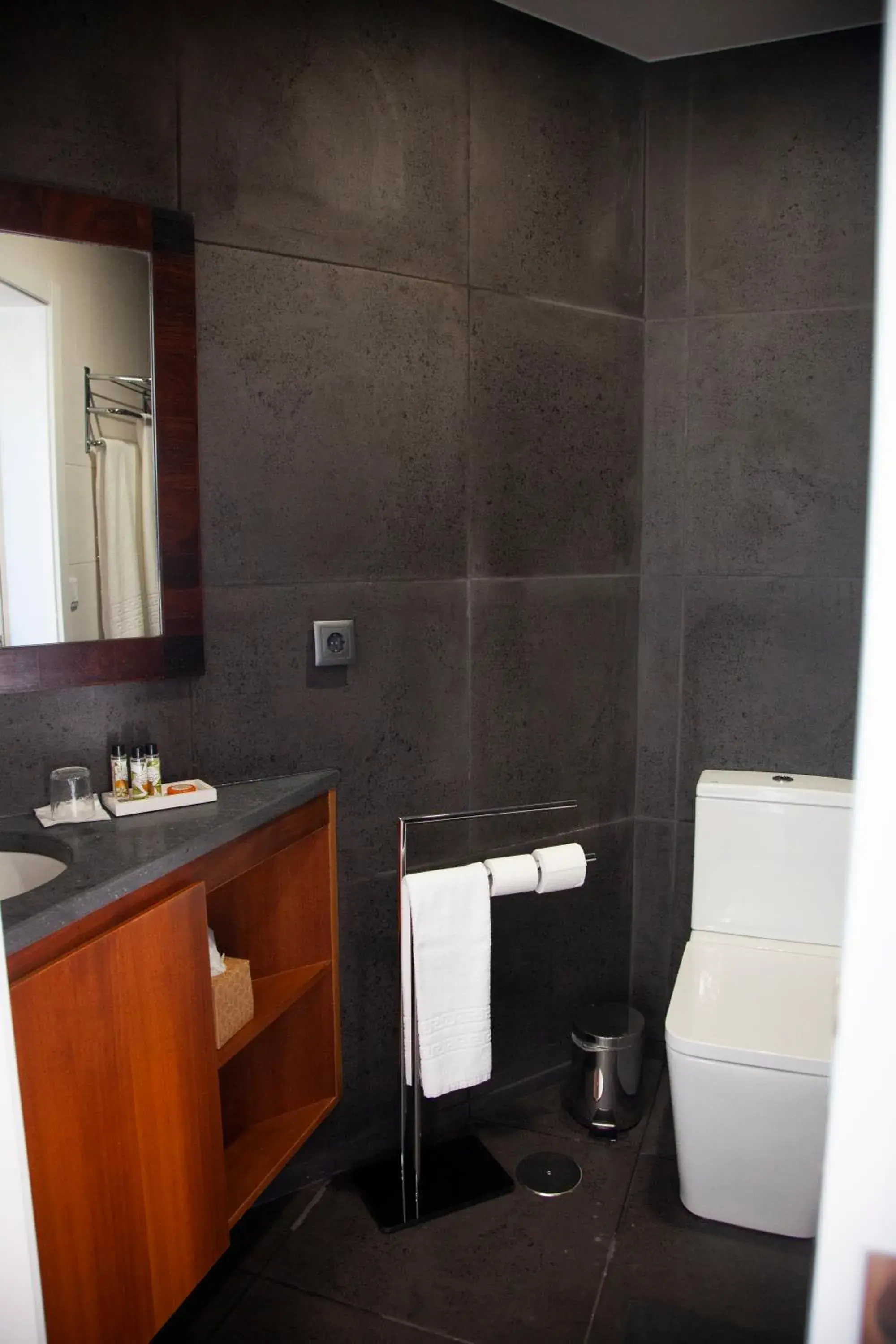 One-Bedroom Apartment - single occupancy in Quinta da Nasce Água One-Bedroom Apartment - single occupancy in Quinta da Nasce Água