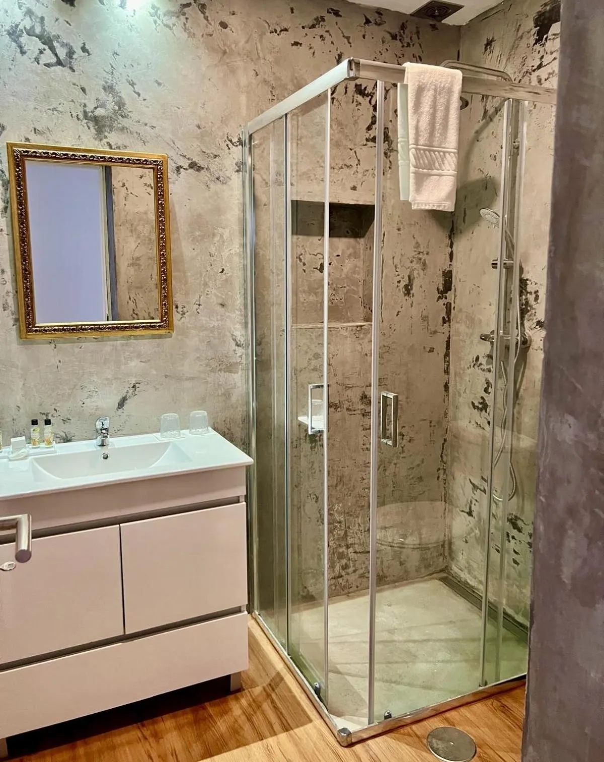 Toilet in Quinta da Nasce Água