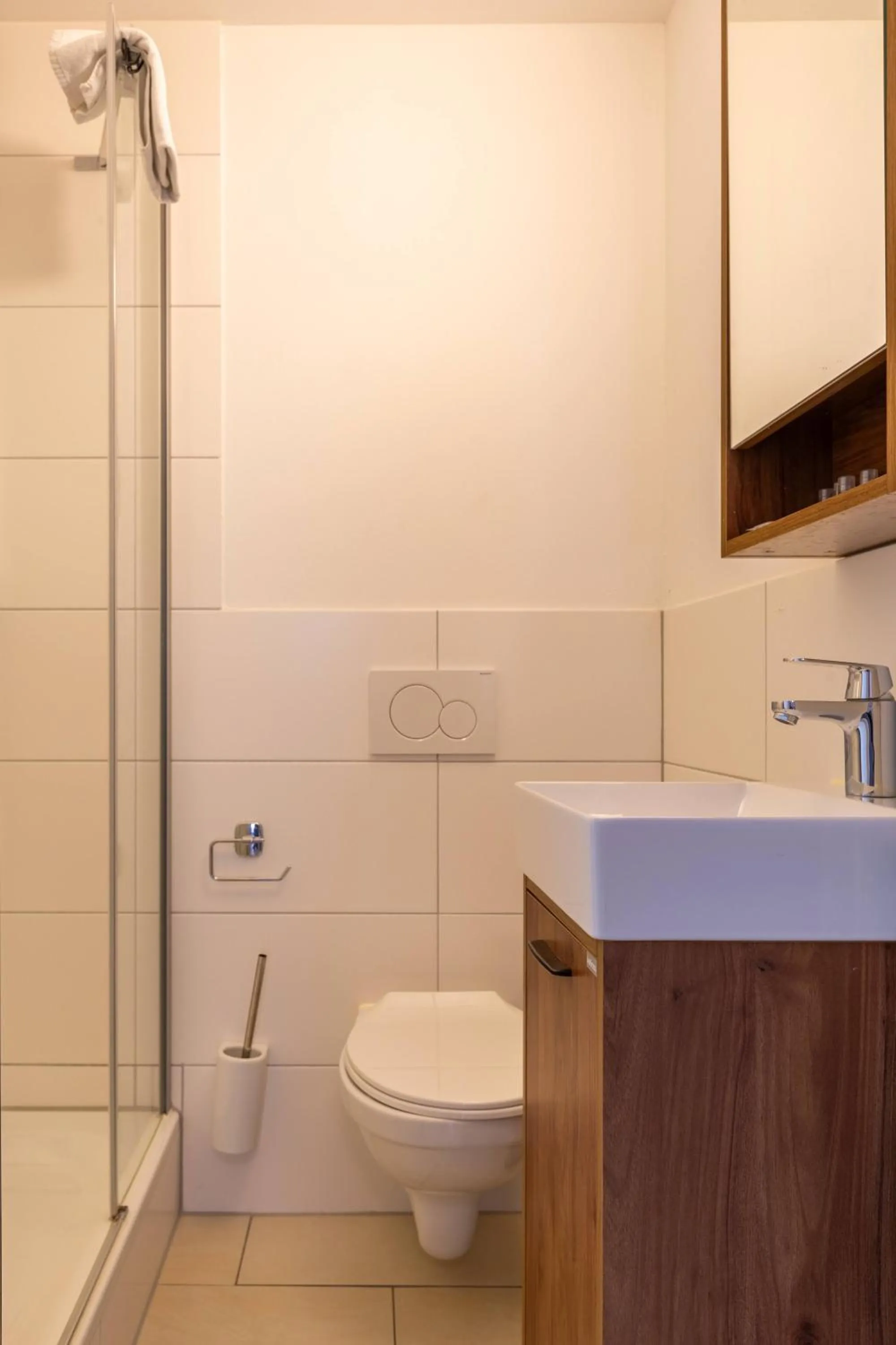 Toilet in Nani City Hotel Self Check-In