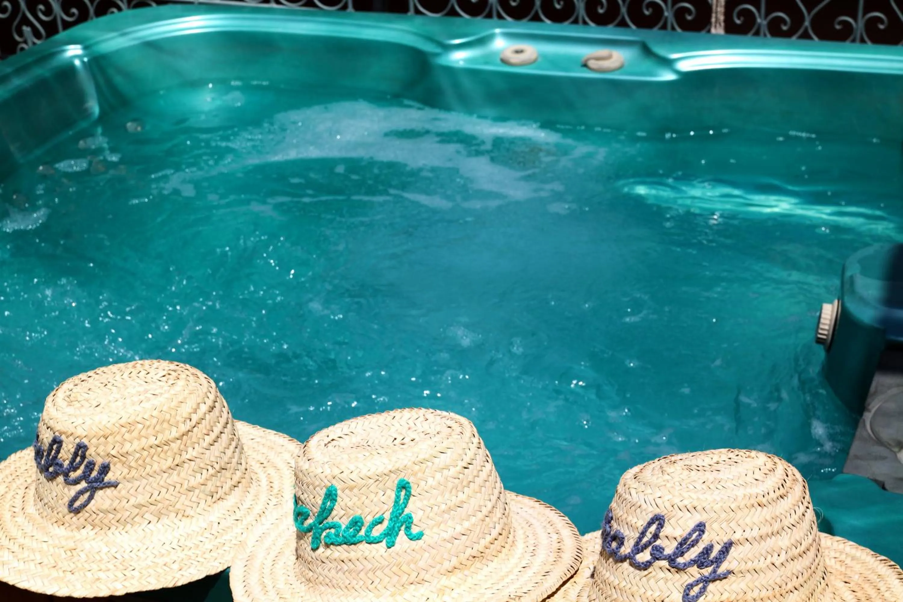 Hot Tub in Riad El Grably