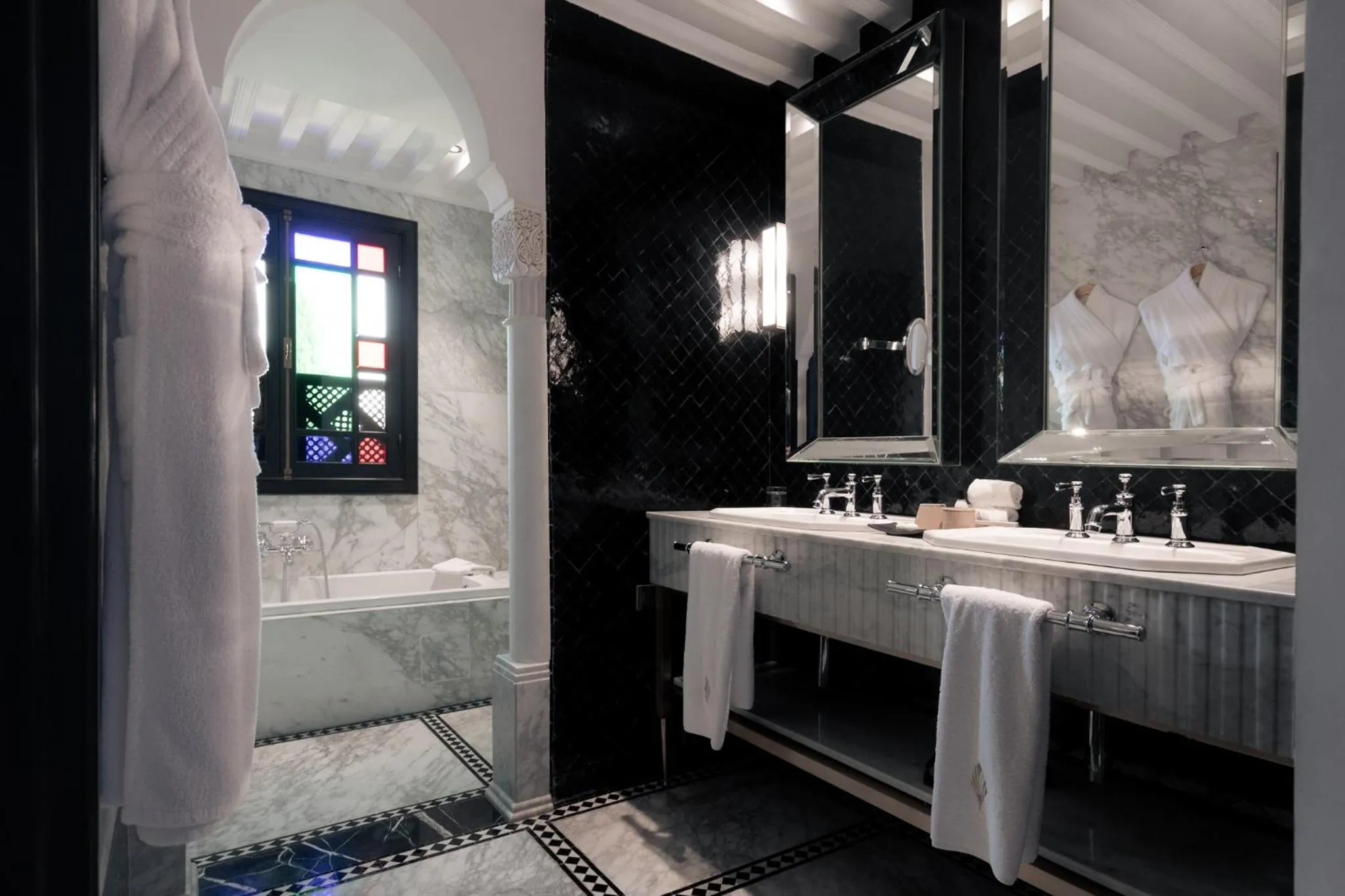 Bathroom in Riad Fes - Relais & Châteaux