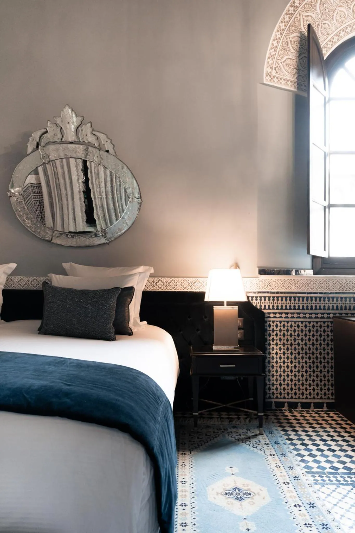 Bed in Riad Fes - Relais & Châteaux