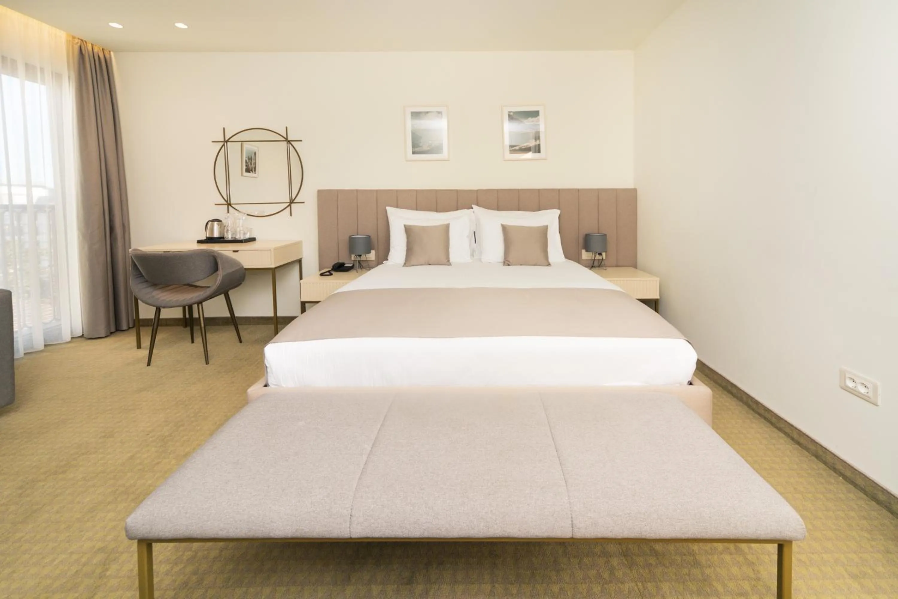 Bed in Hotel Pima Budva