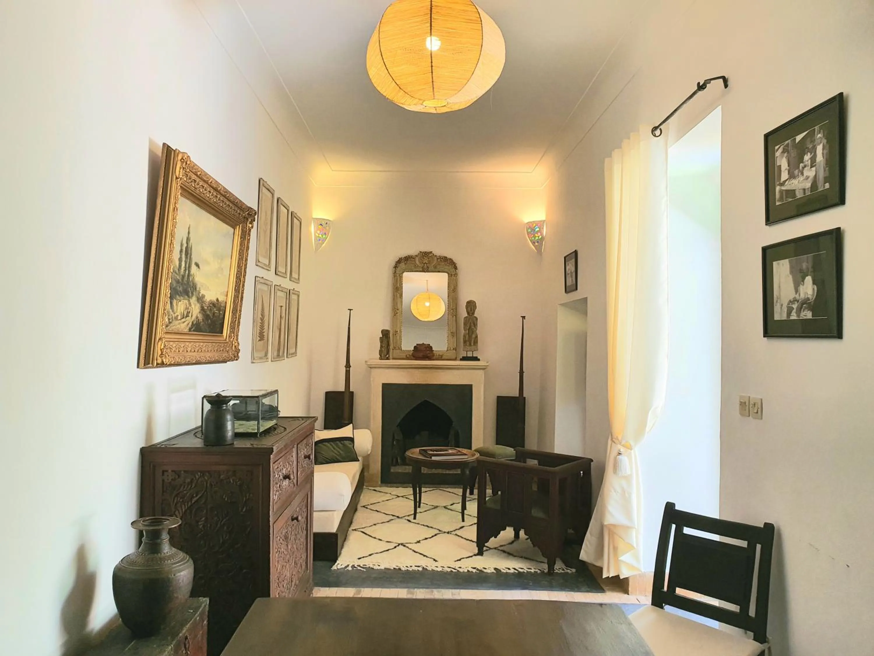 Lounge or bar in Riad Dar Zouar & Spa