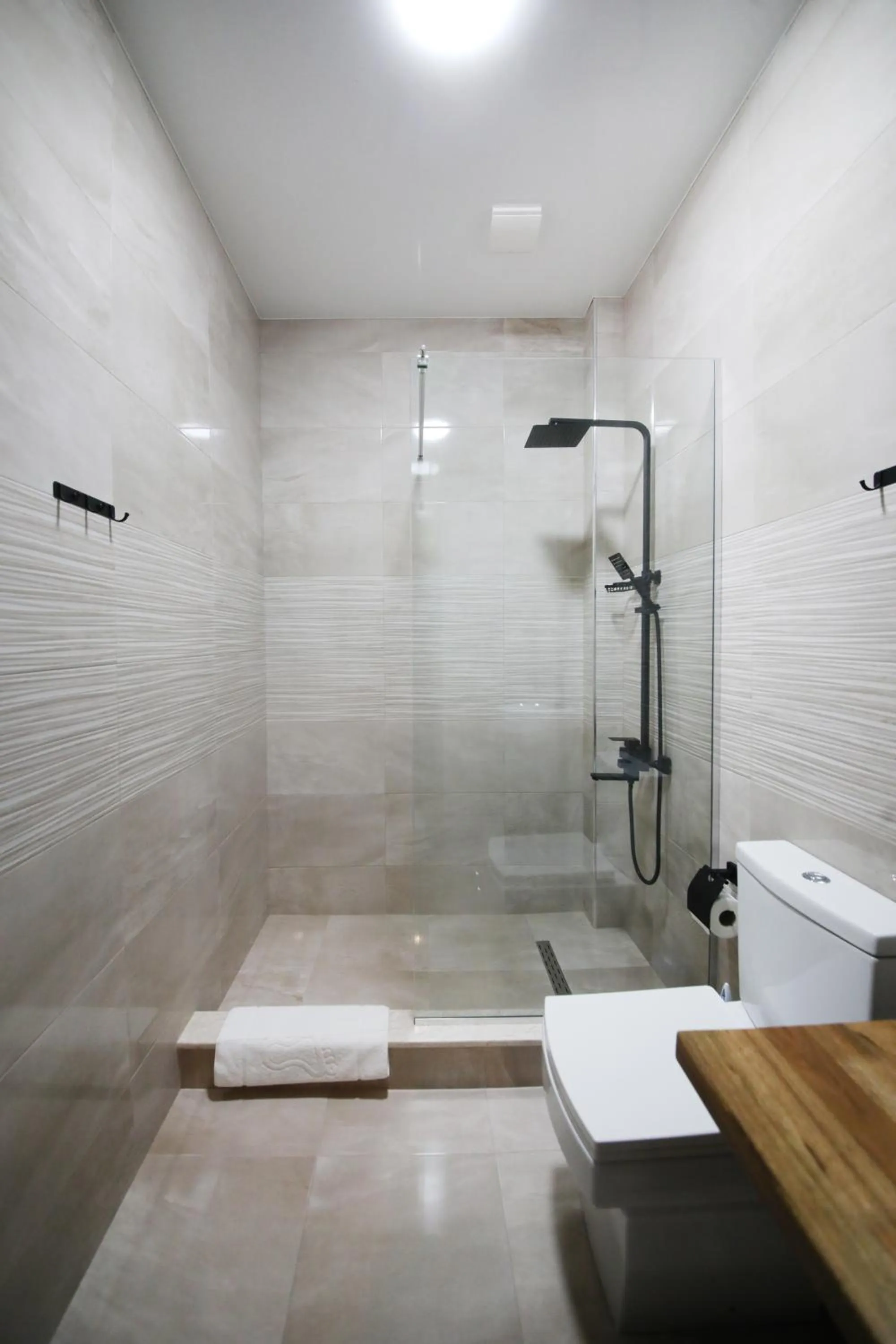 Shower in Hotel Panoramic