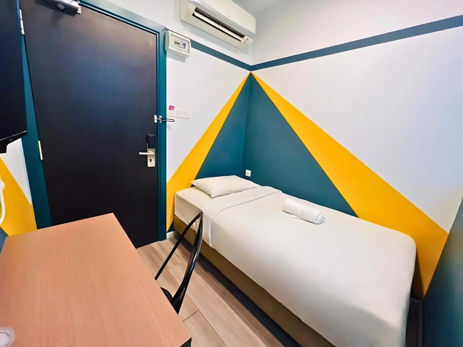 Single Room - single occupancy in Smile Hotel Subang Airport Single Room - single occupancy in Smile Hotel Subang Airport