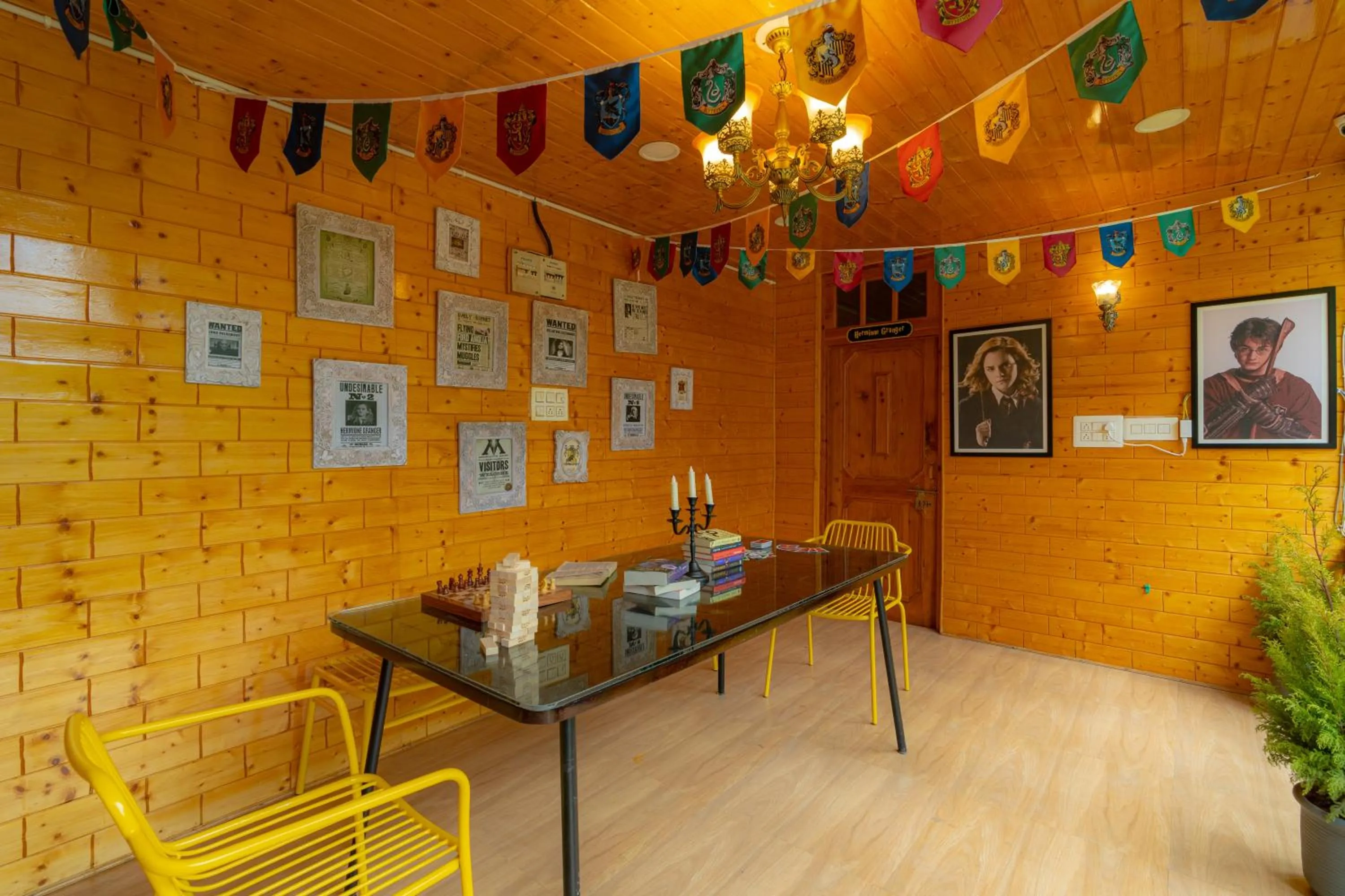 Seating area in Whoopers Boutique Kasol