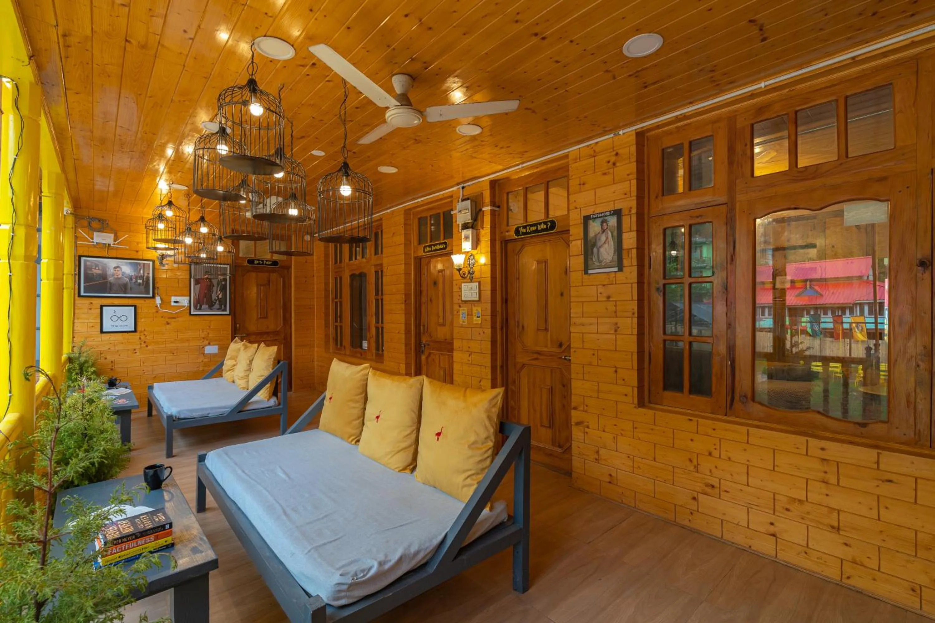 Communal kitchen in Whoopers Boutique Kasol