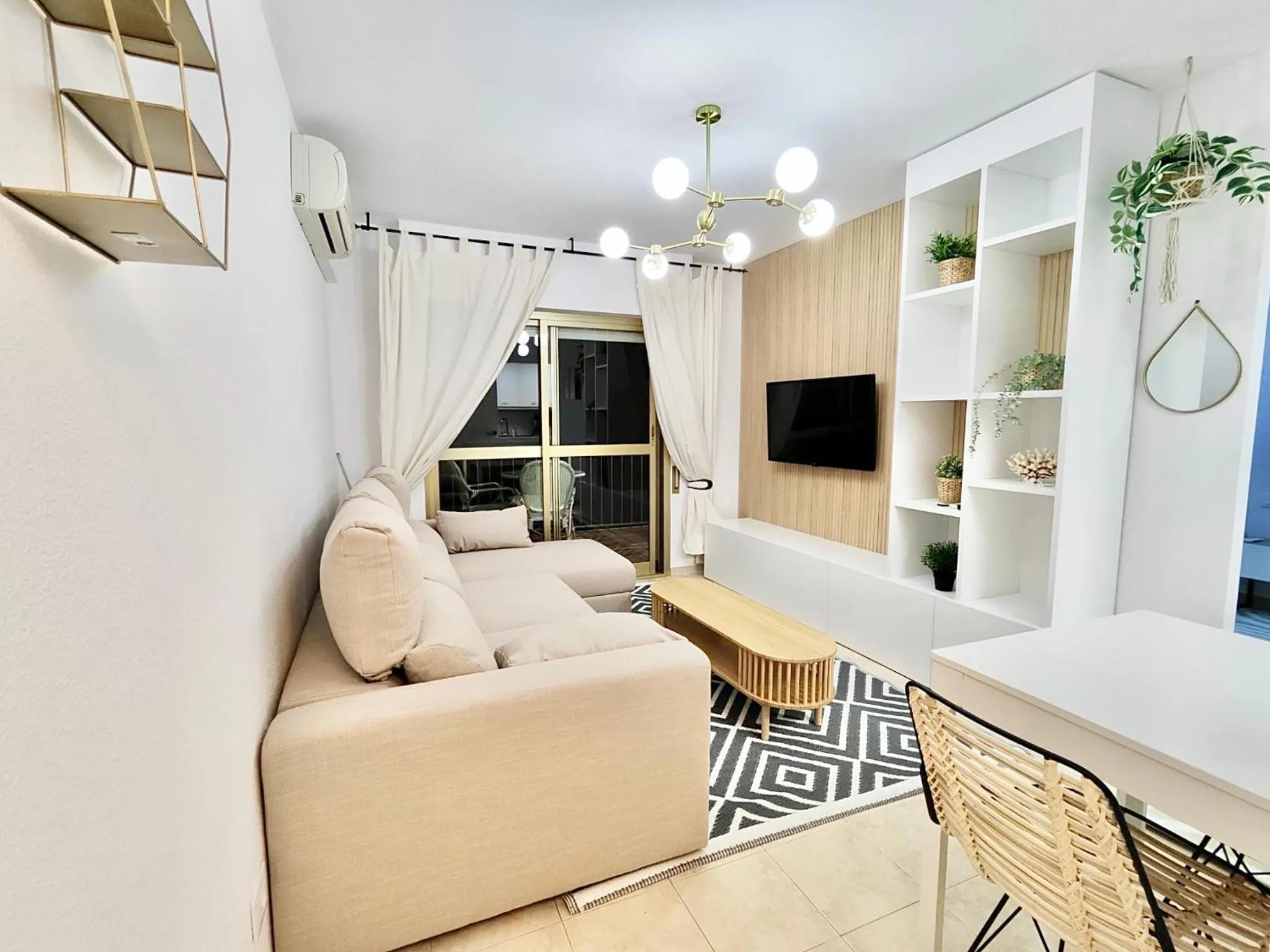 Bonito apartamento en la playa
