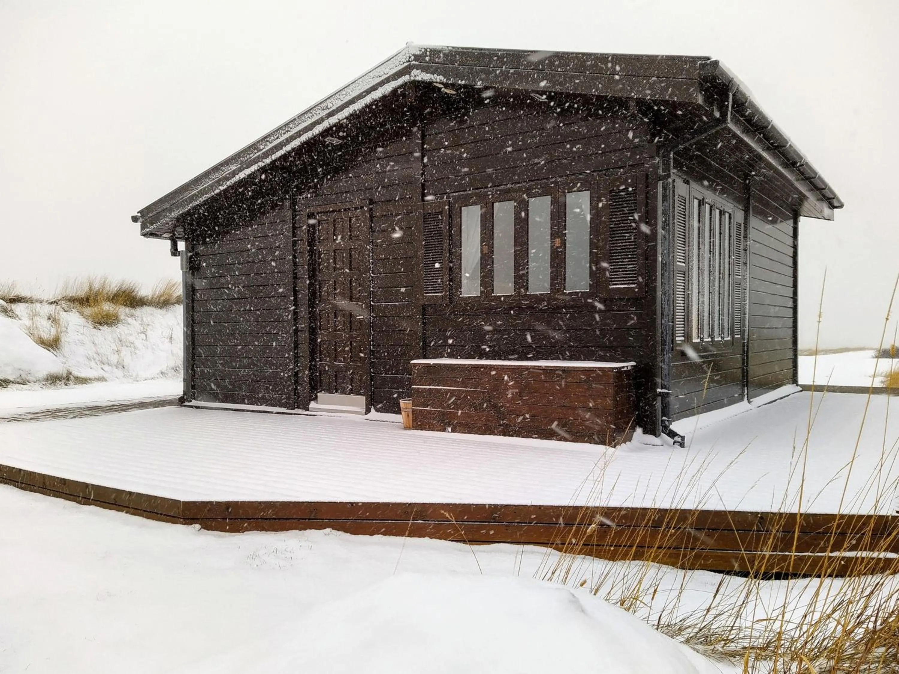 Photo of the whole room in Hestasport Cottages