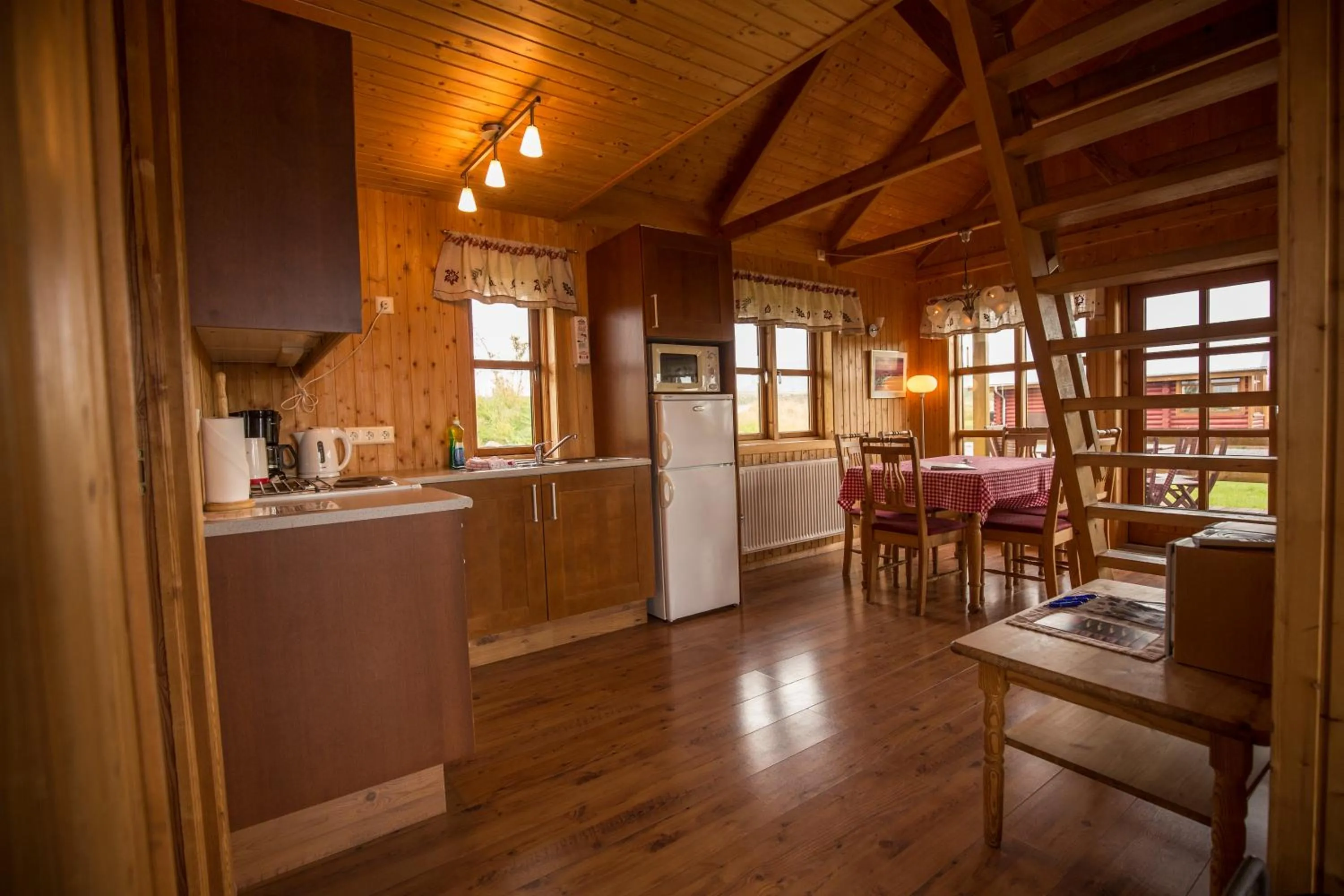 Kitchen or kitchenette in Hestasport Cottages