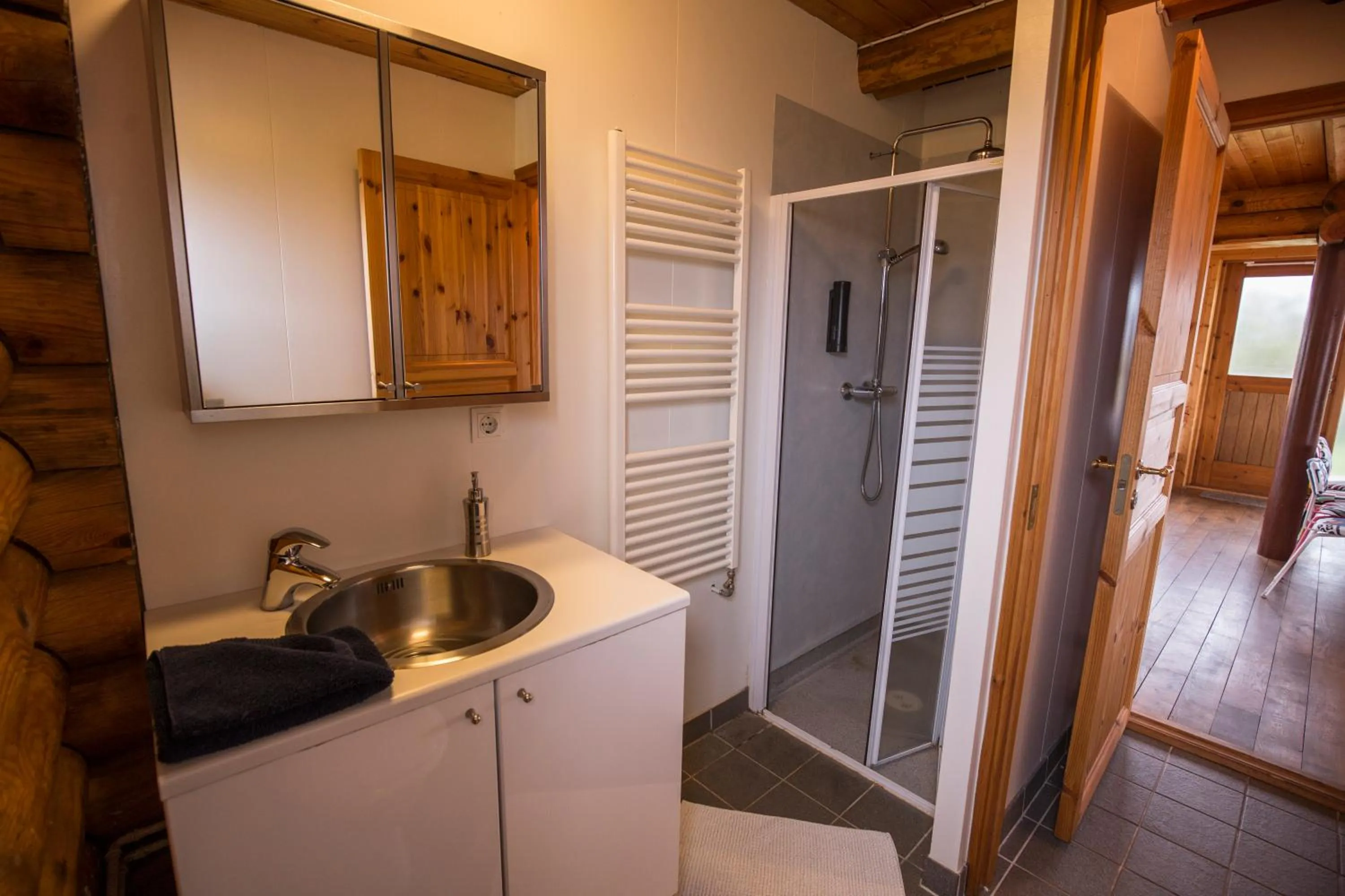 Bathroom in Hestasport Cottages