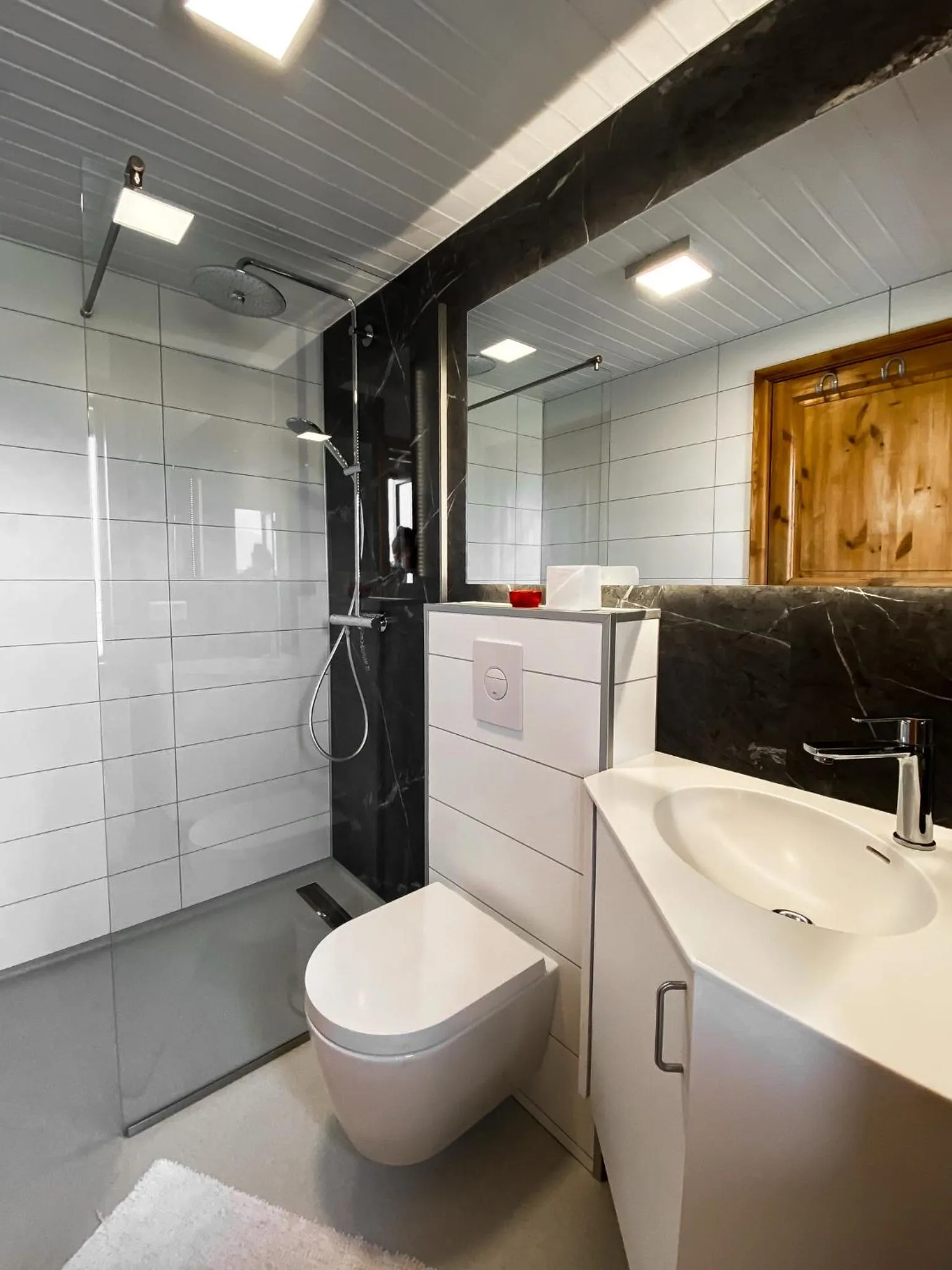 Bathroom in Hestasport Cottages