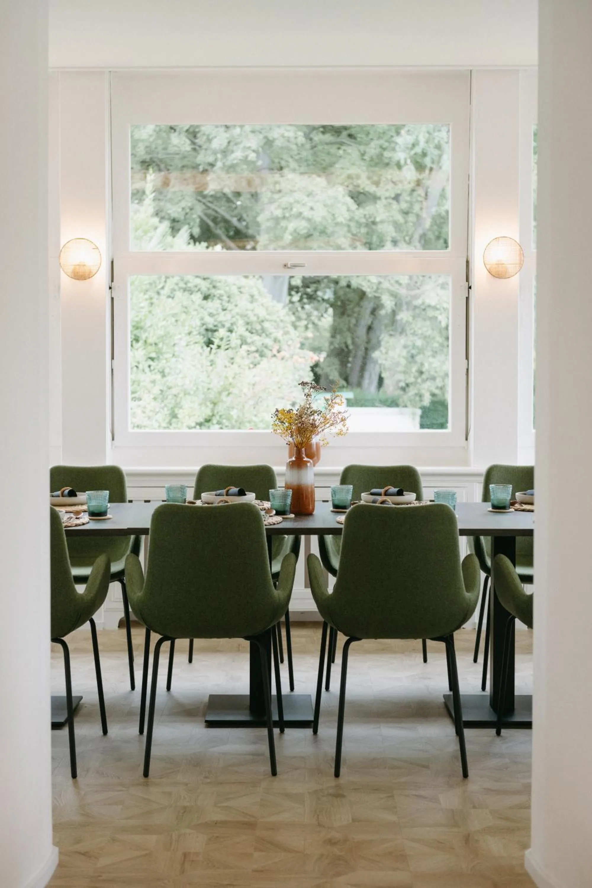 Restaurant/places to eat in JETTY Montreux