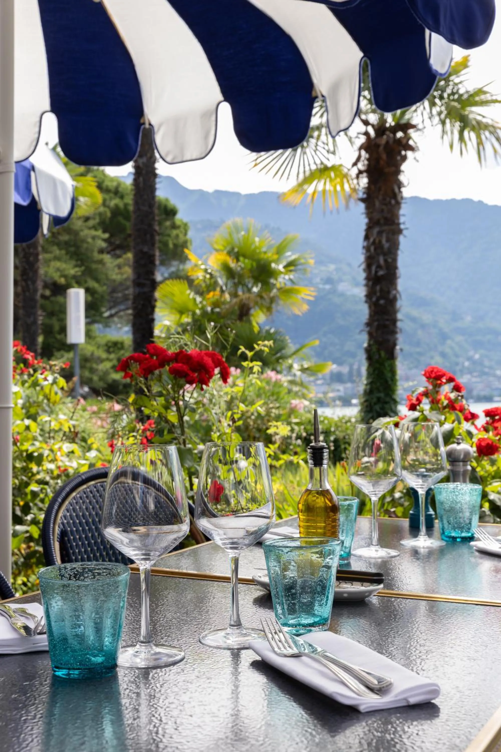 Restaurant/places to eat in La Villa