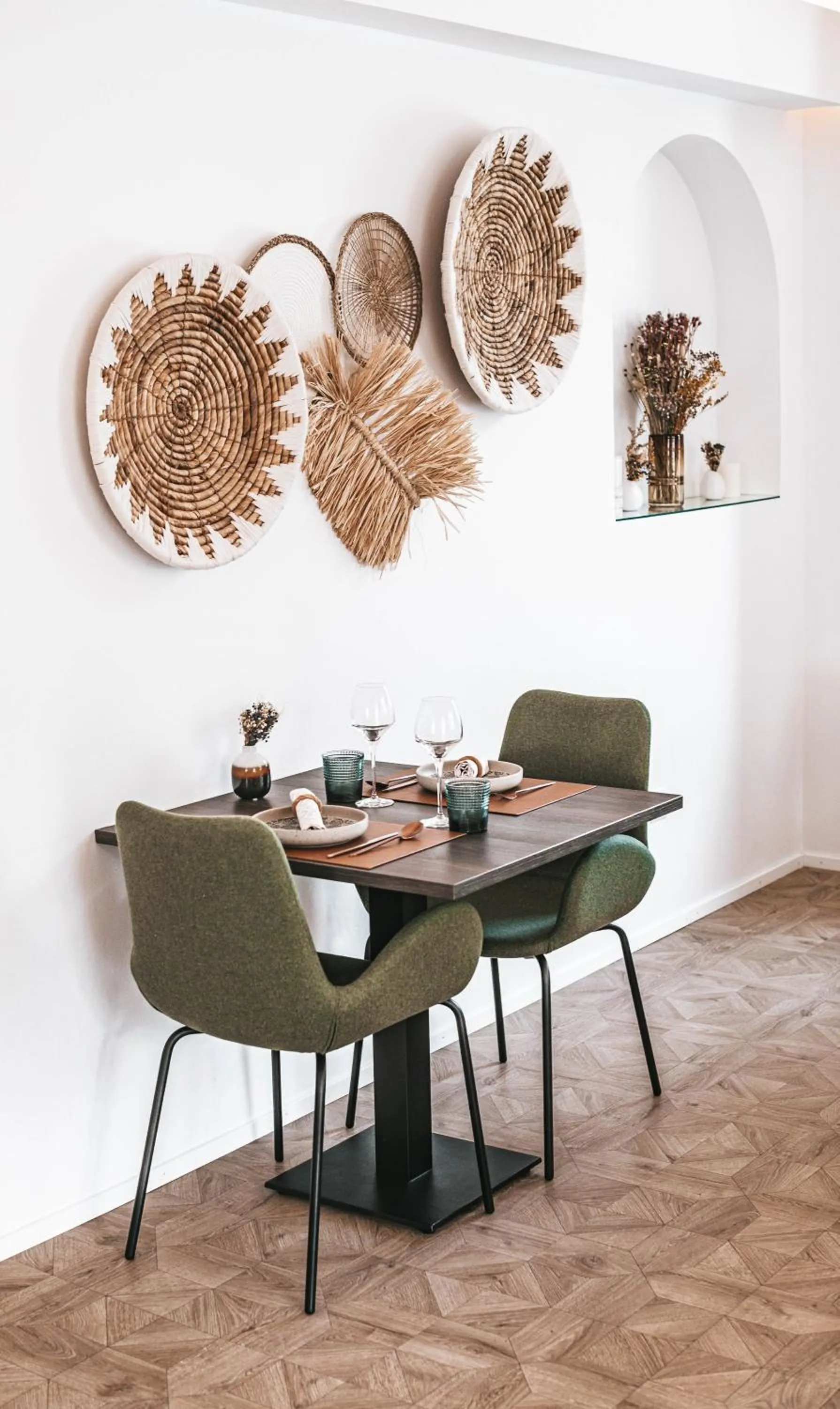 Restaurant/places to eat in JETTY Montreux