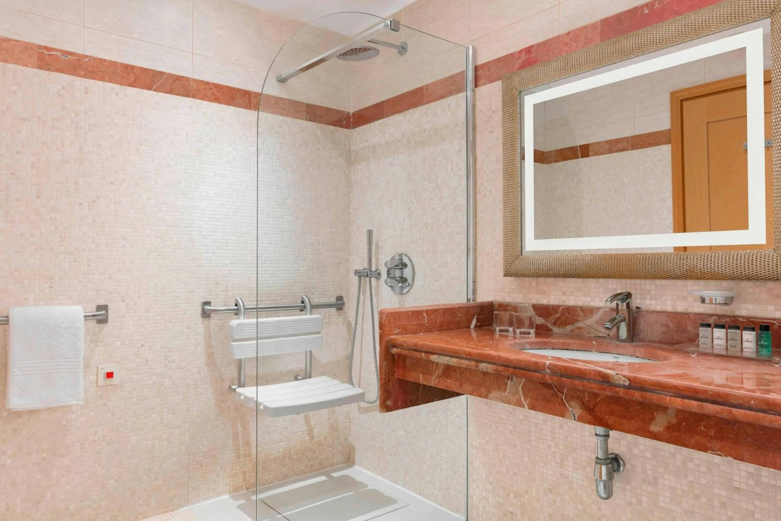 Bathroom in Sheraton Club des Pins Resort