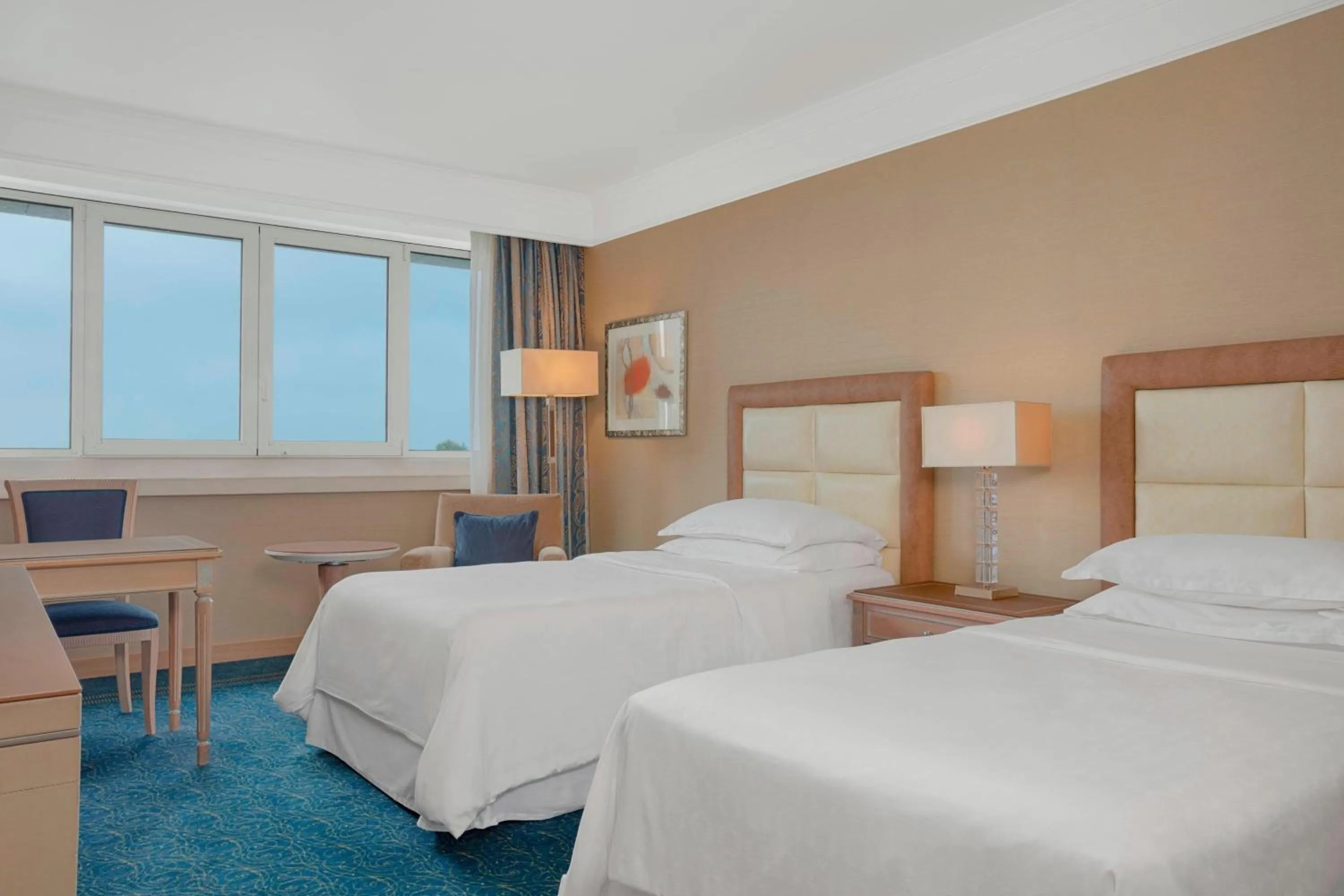 Photo of the whole room, Bed in Sheraton Club des Pins Resort