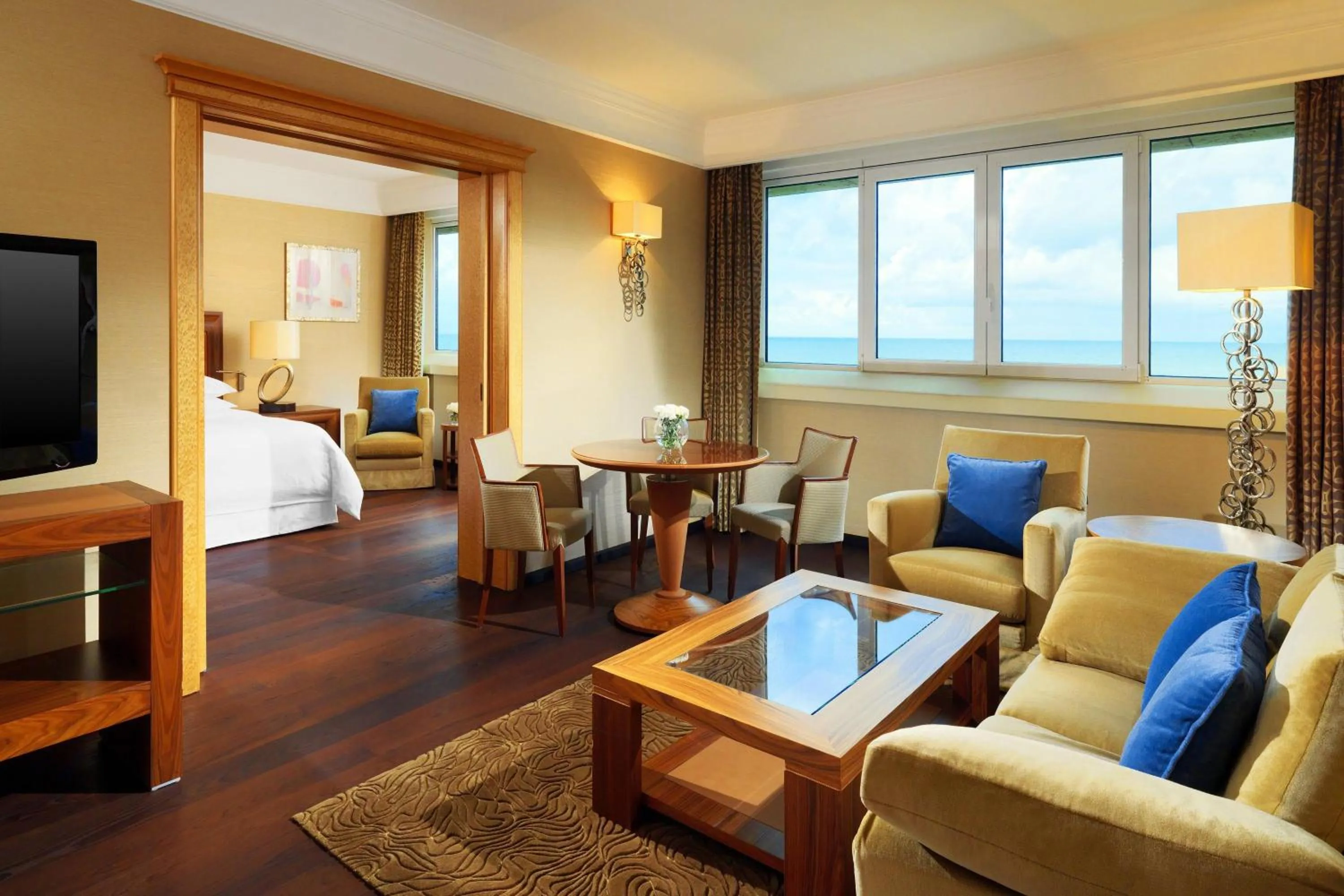 Photo of the whole room, Bed in Sheraton Club des Pins Resort