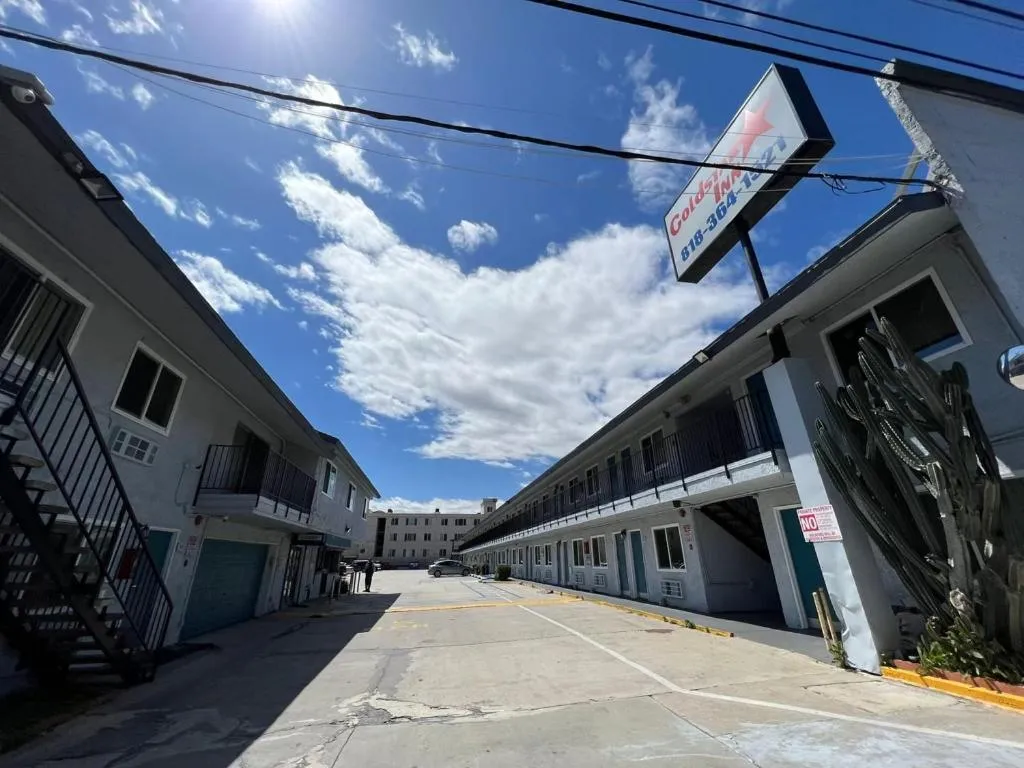 Property building in Goldstar Inn