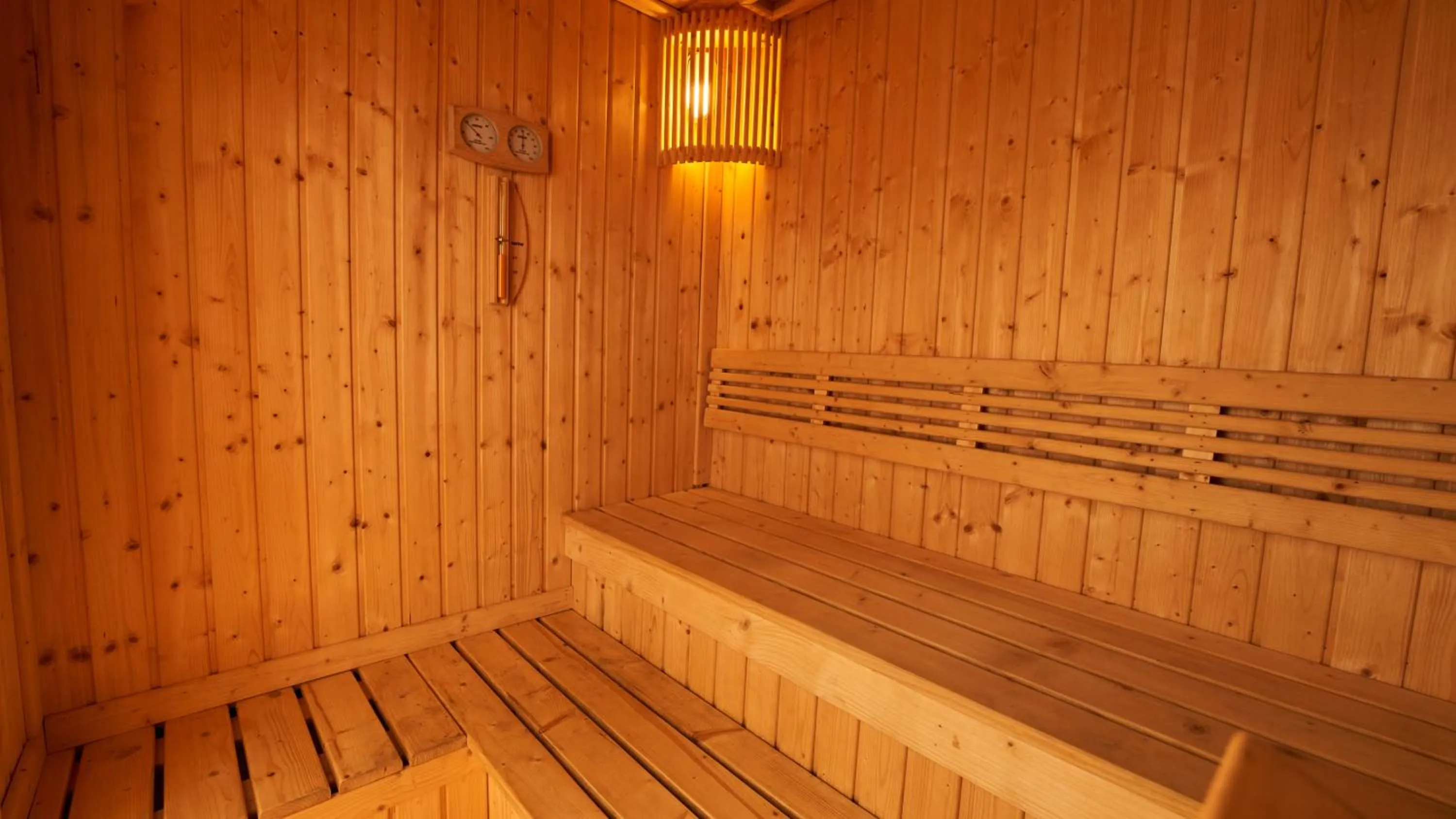 Sauna in Lime Hotel