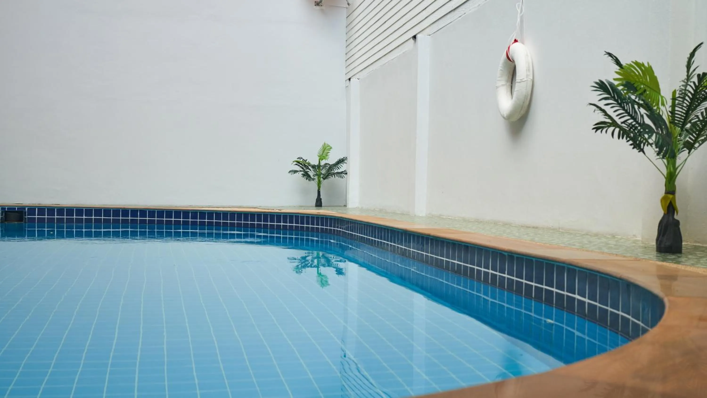 Swimming pool in Lime Hotel