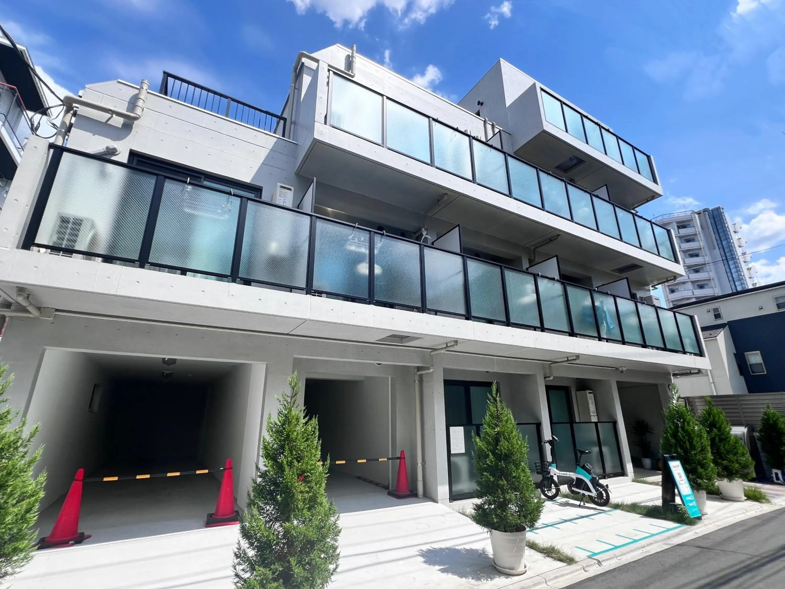 Real Okubo Apartment Hotel