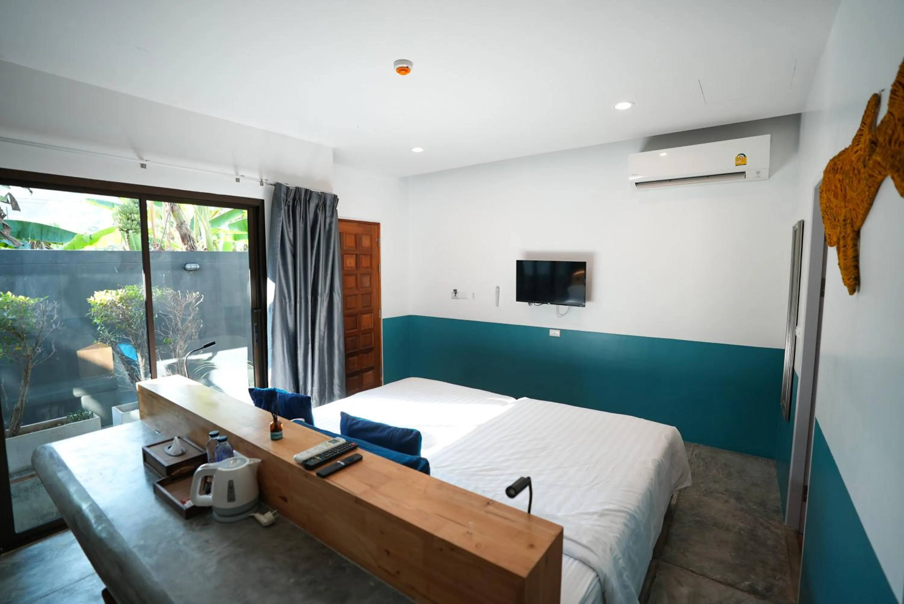 Bedroom, Bed in Kraam Silhouette Hotel and Cafe Phuket- Chalong pier Hotel