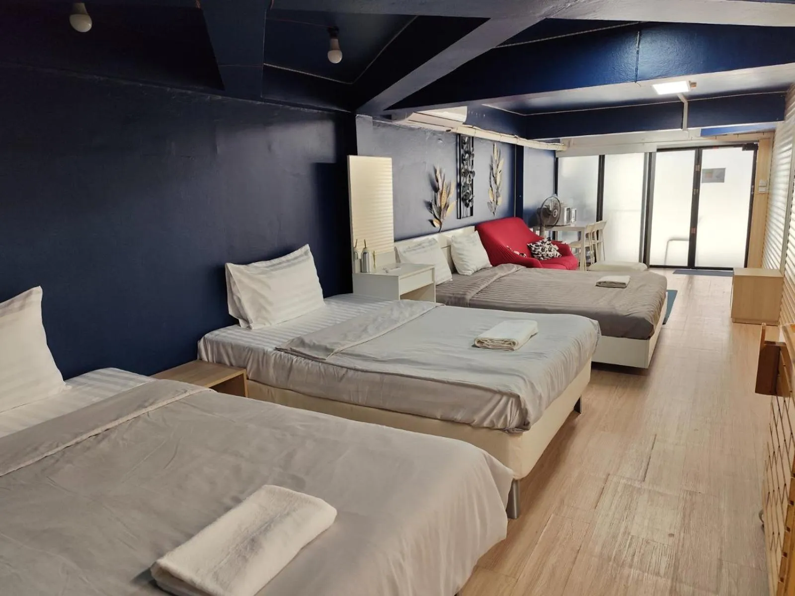 Bed in Doodle Lodge Bangkok