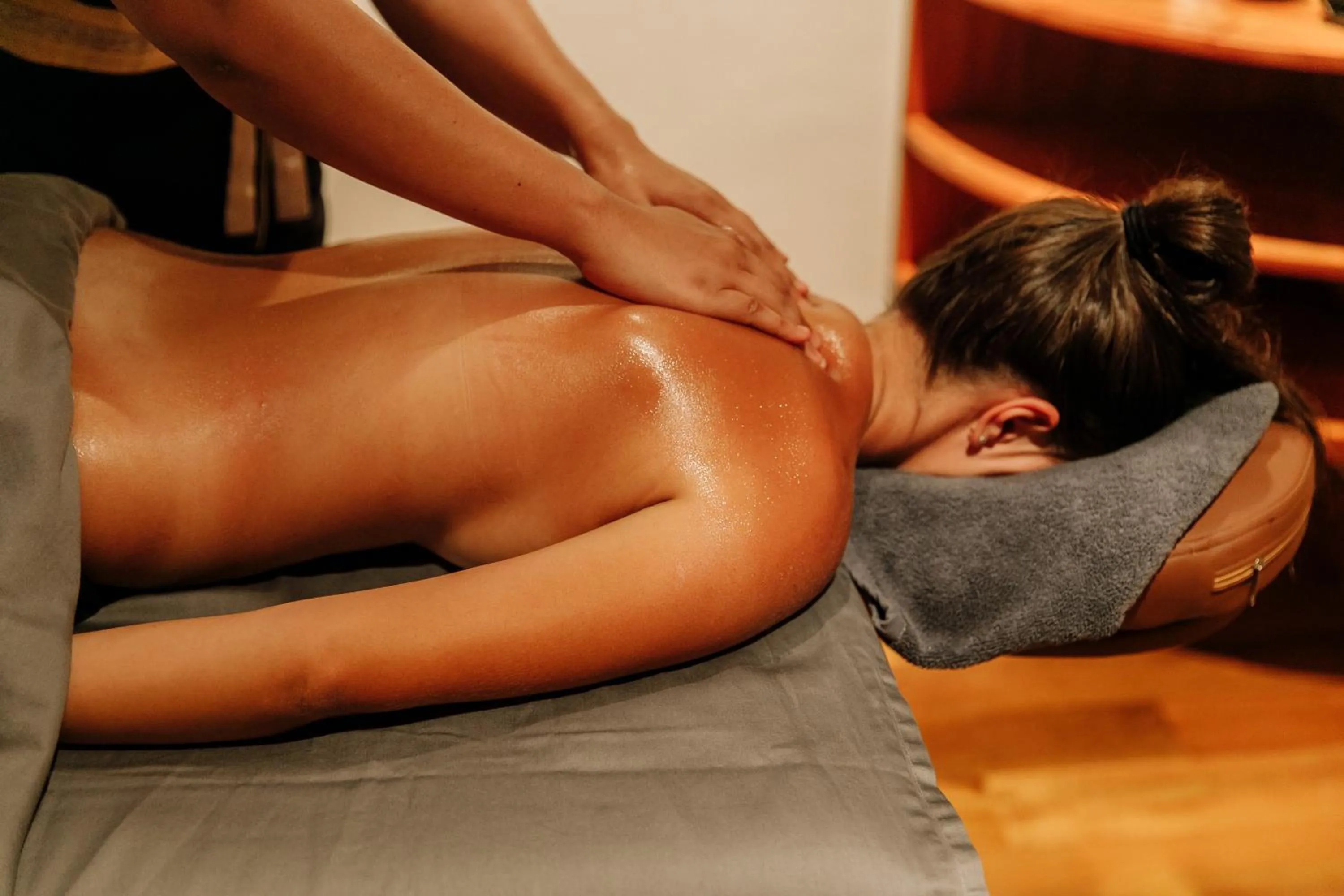 Massage in The Bellwood Manor