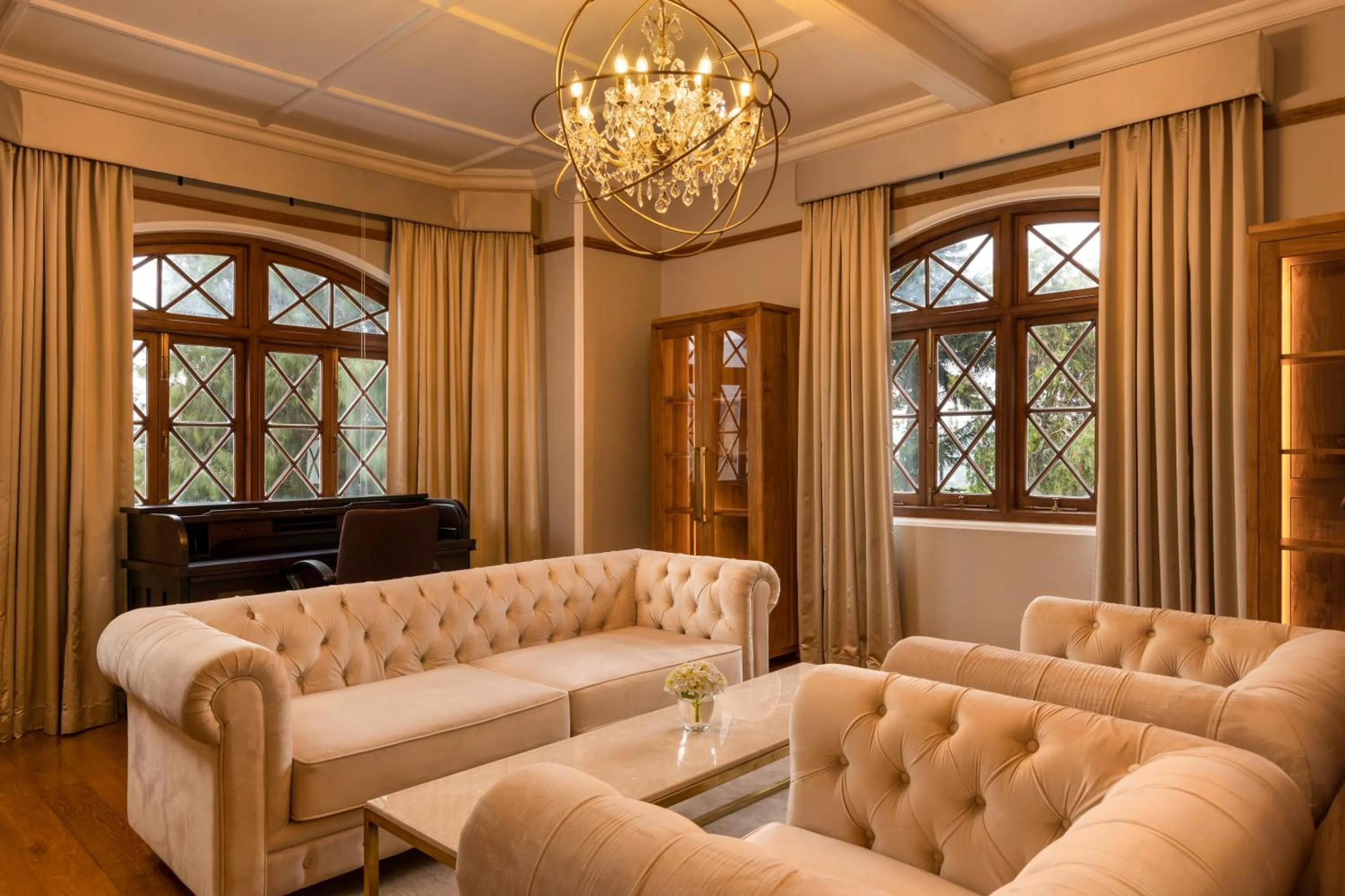 Lobby or reception in The Bellwood Manor