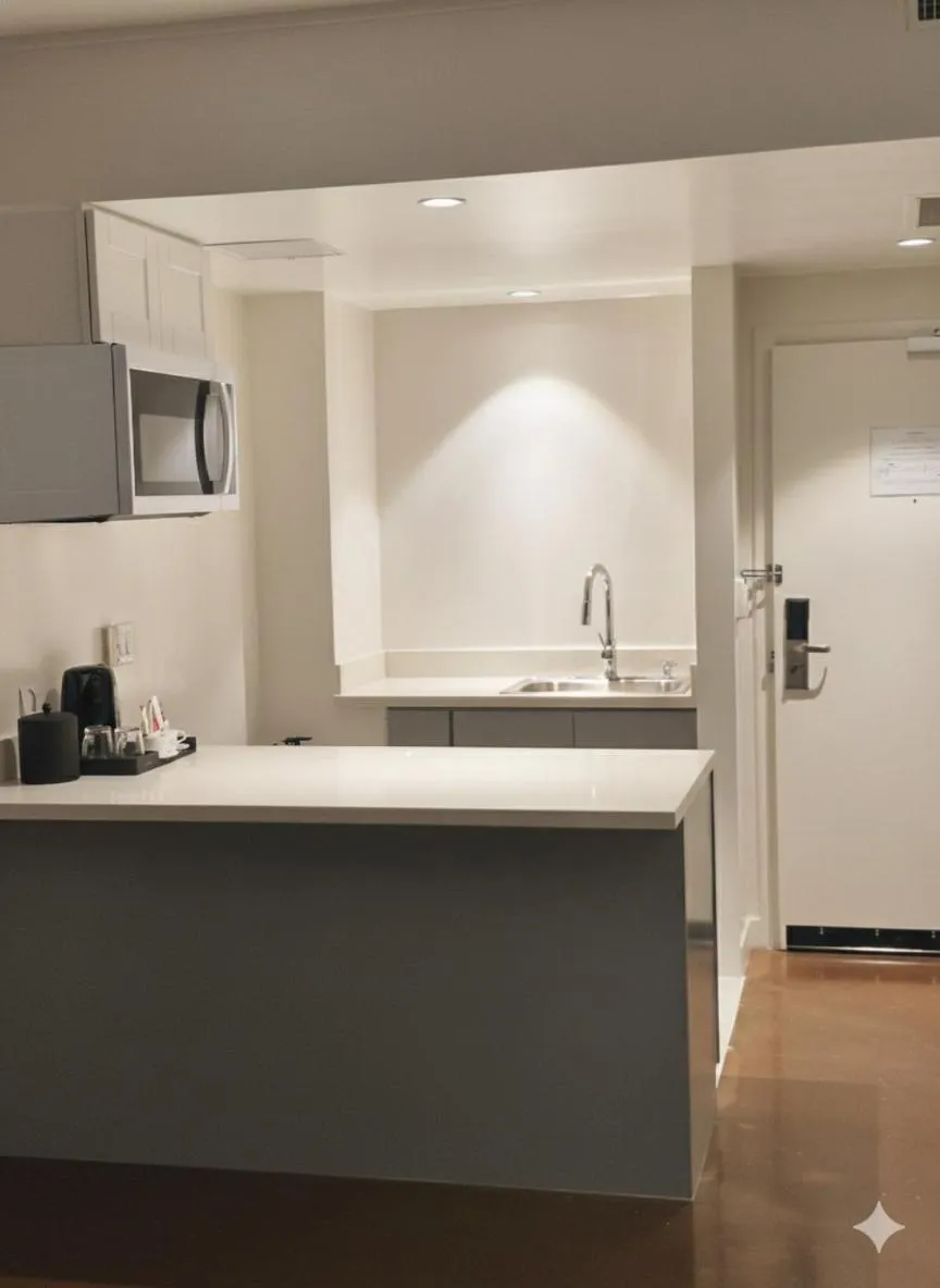 Kitchen or kitchenette in Hotel Tano Guam