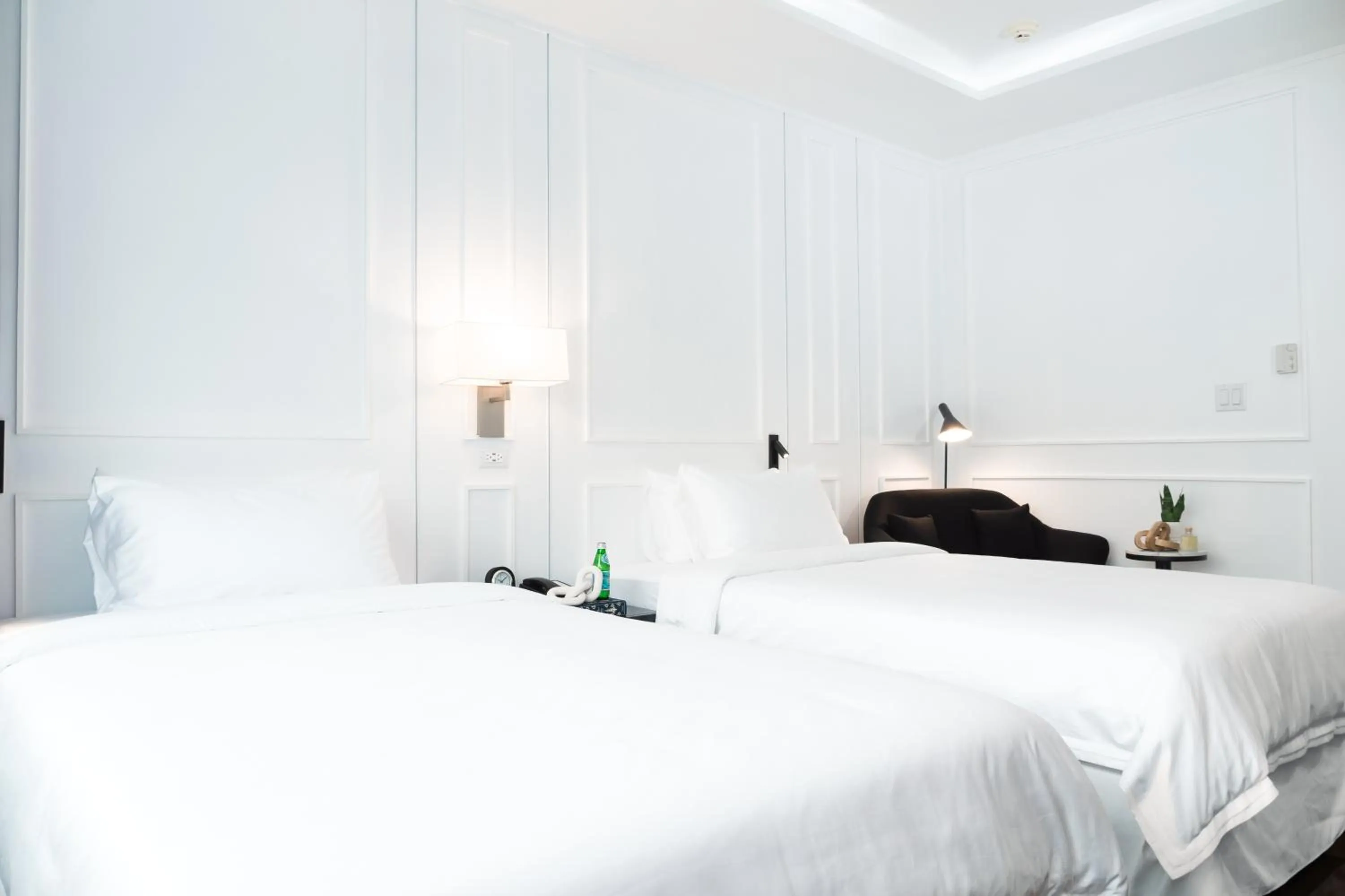 Bed in Hotel Tano Guam