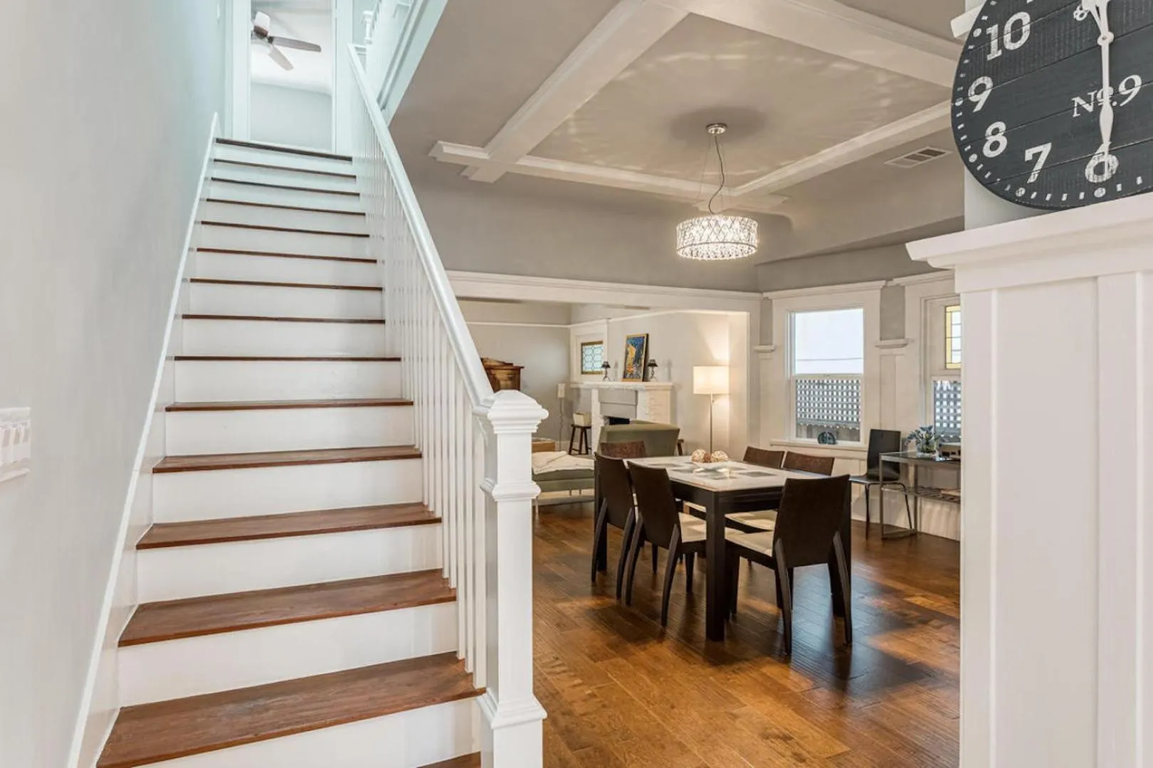Dining area in Family Laundry & Spa